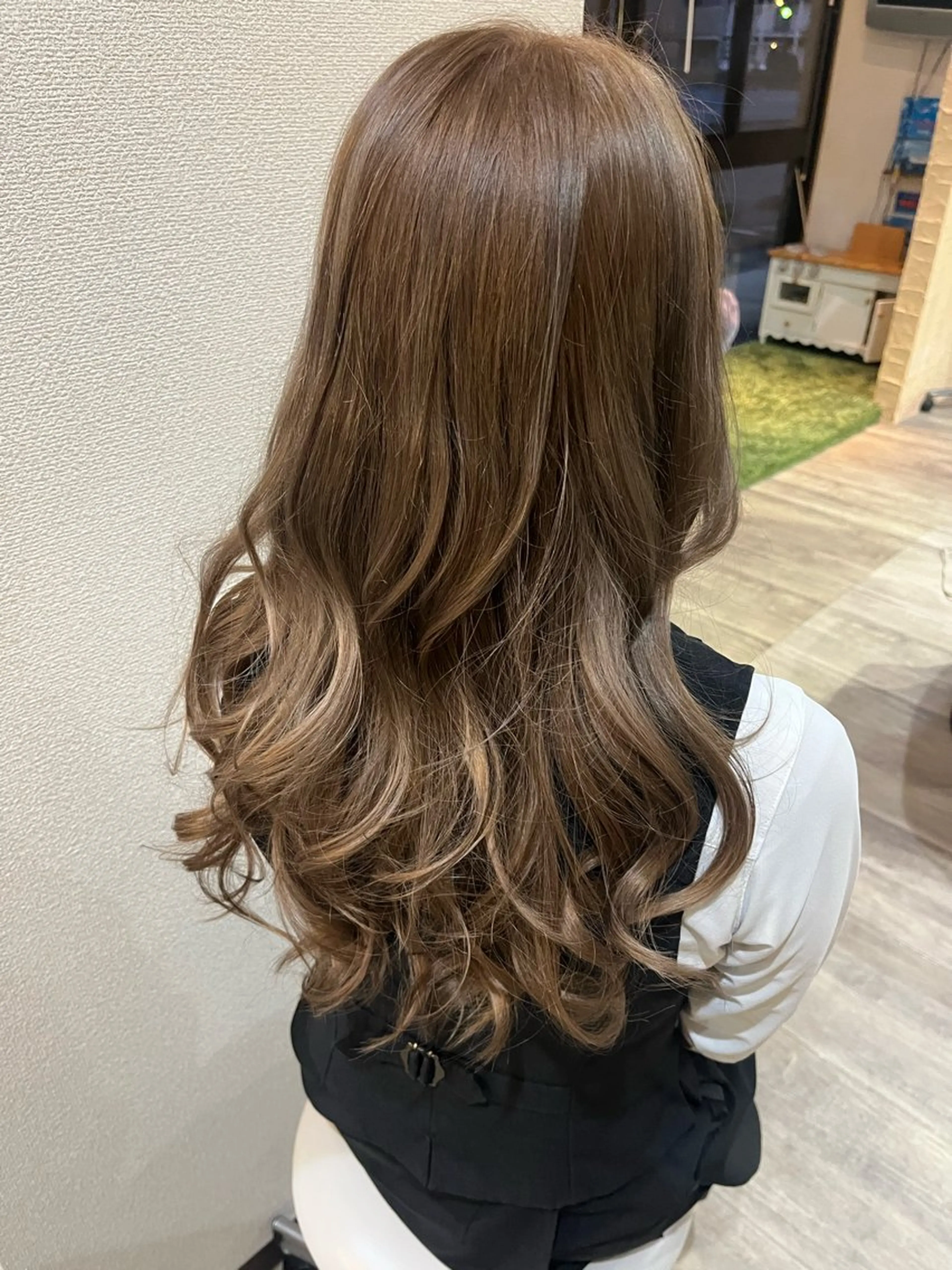 ロング jolie amieのヘアスタイル