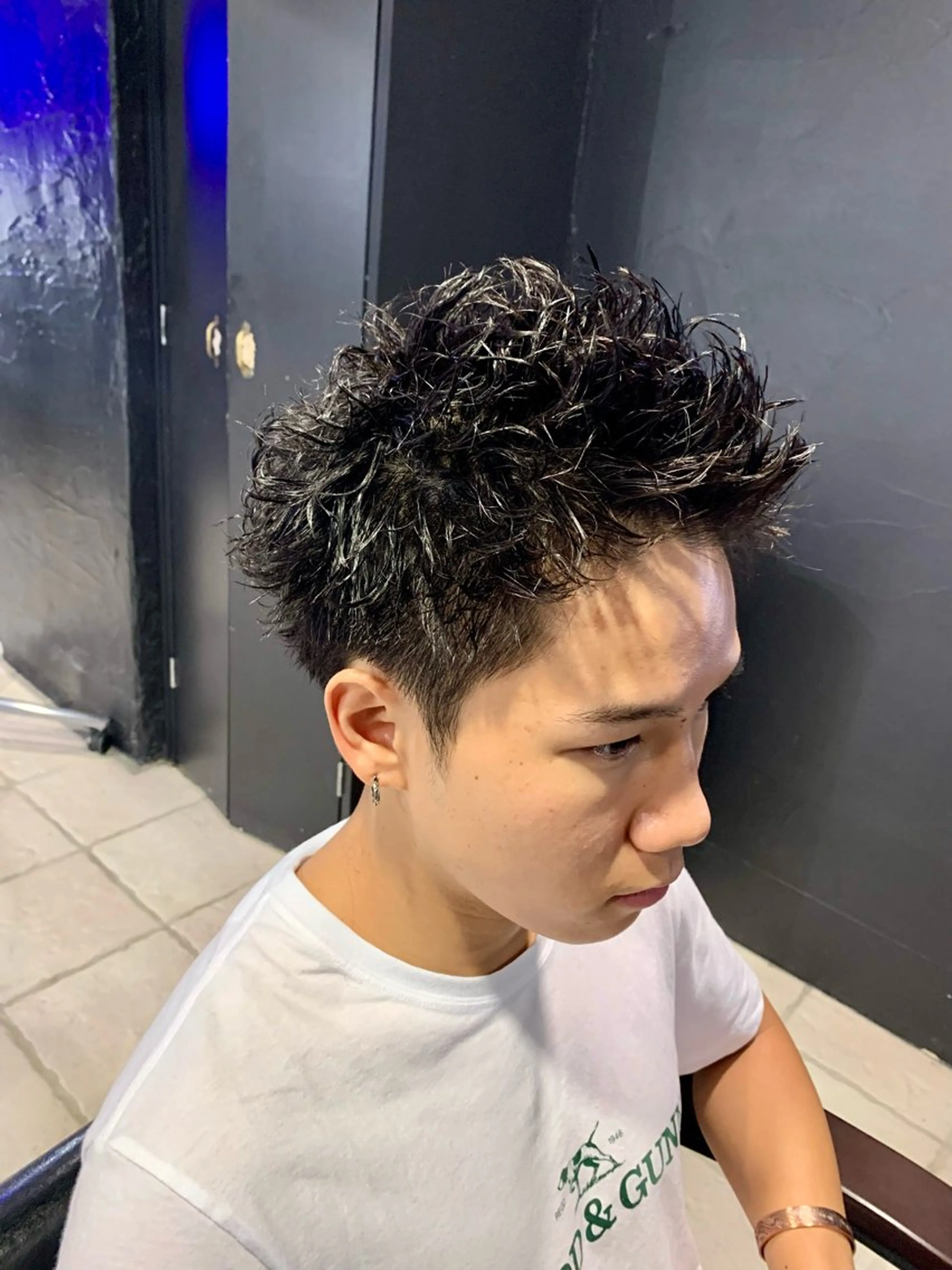 ショート メンズ スパイキーショート ショートヘア カット パーマ トリートメント ヘアセット メンズパーマ/難波/ 心斎橋　室園亮佑のヘアスタイル