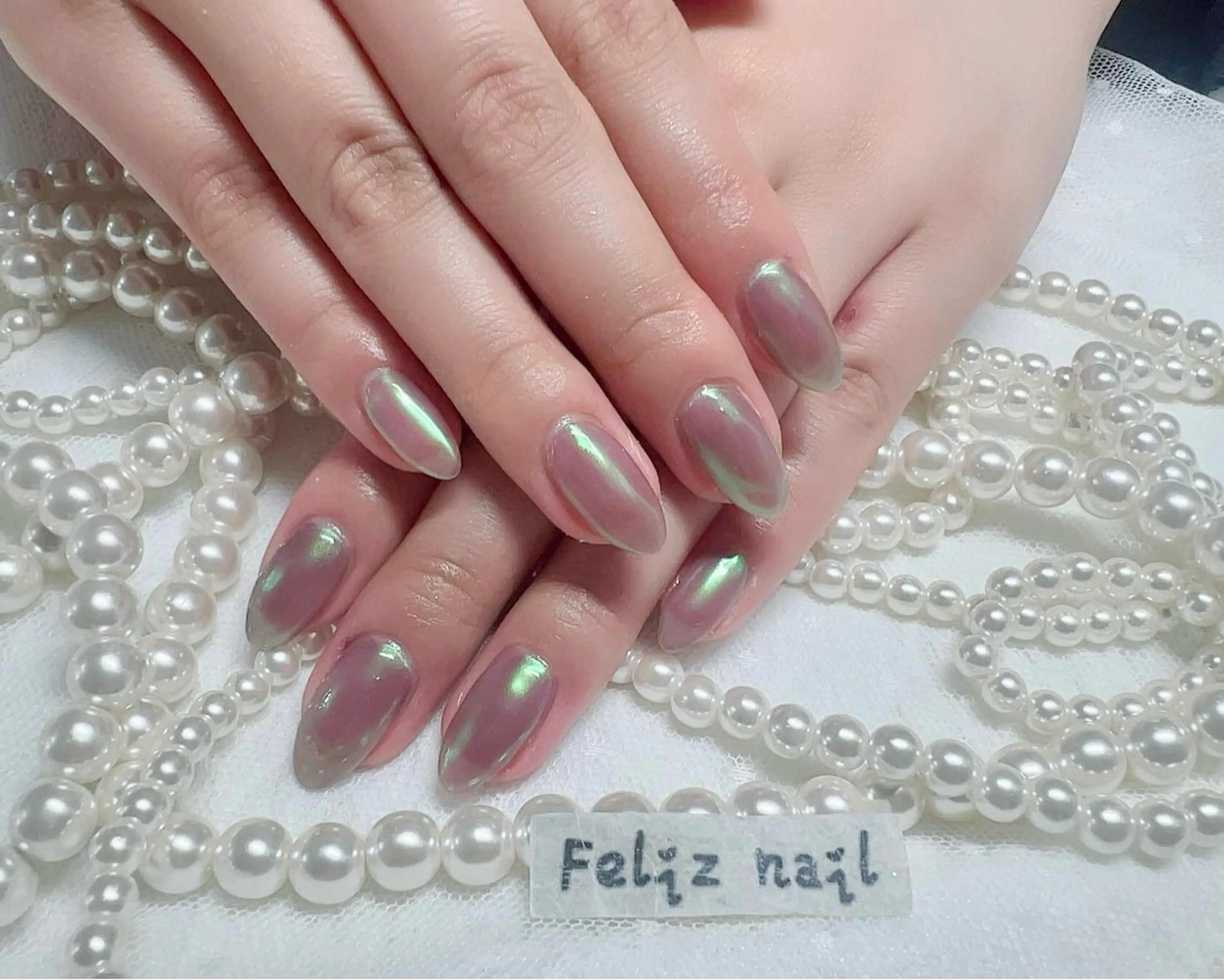 ネイル オーロラネイル ジェルネイル キラキラネイル ニュアンスネイル オフィスネイル ユキカ （ネイリスト）のネイルデザイン