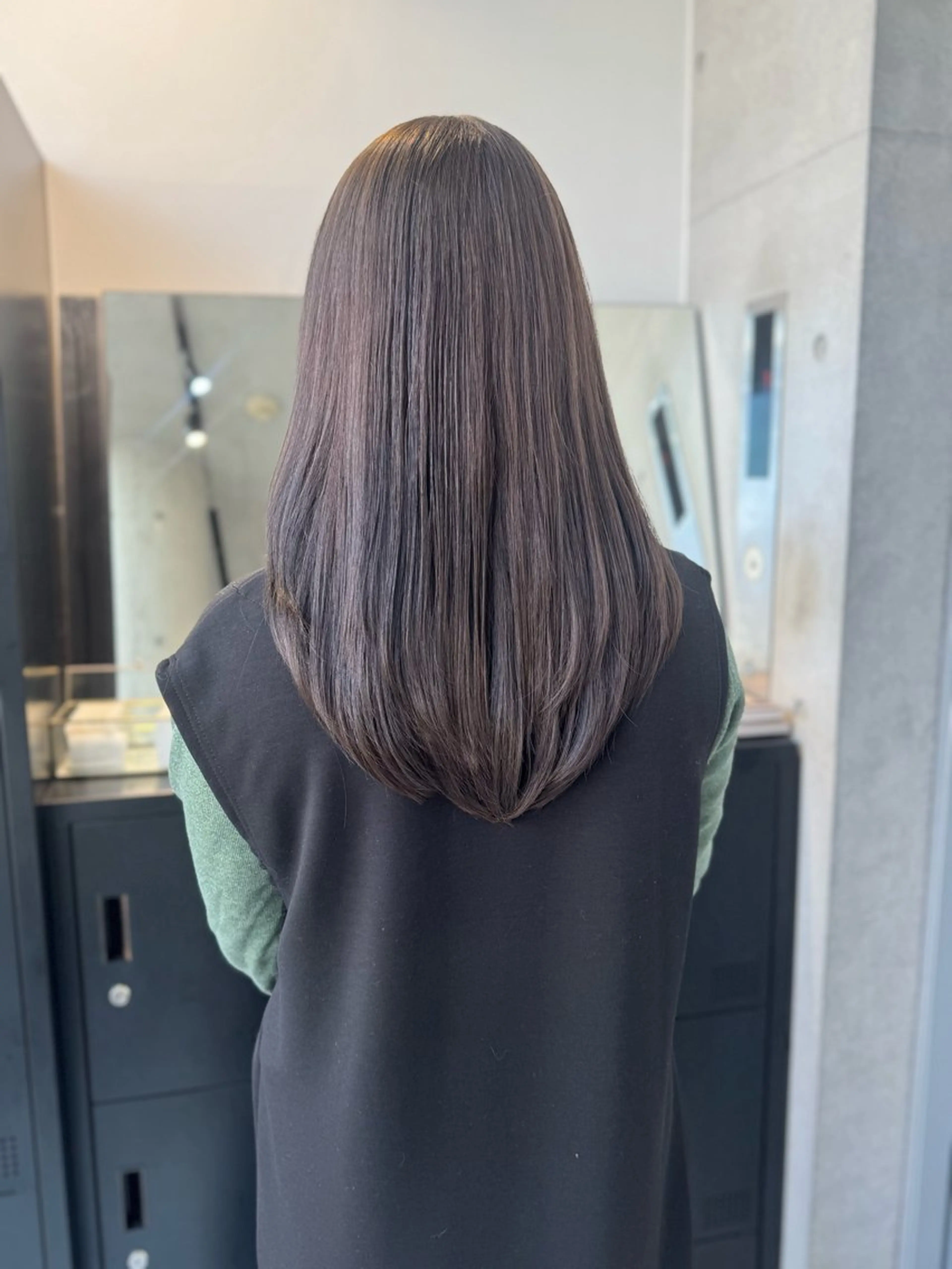 セミロング カラー パーマ ヘアアレンジ カット トリートメント 透明感/オリーブ/ グレージュ/YUKAのヘアスタイル