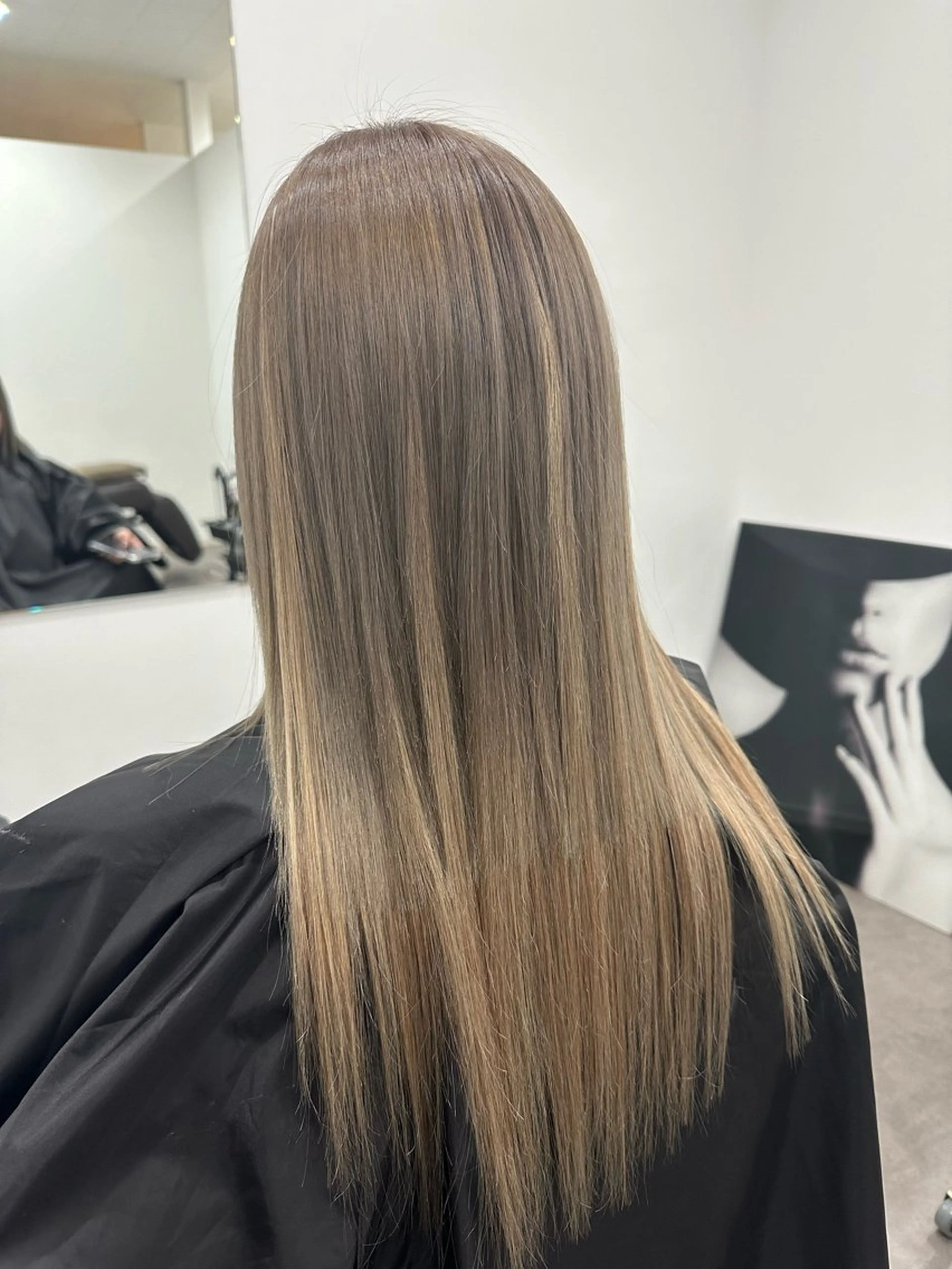 ロング エクステ H/Reinigen所属・H/Reinigen レイニゲンの眉毛・アイブロウイメージ