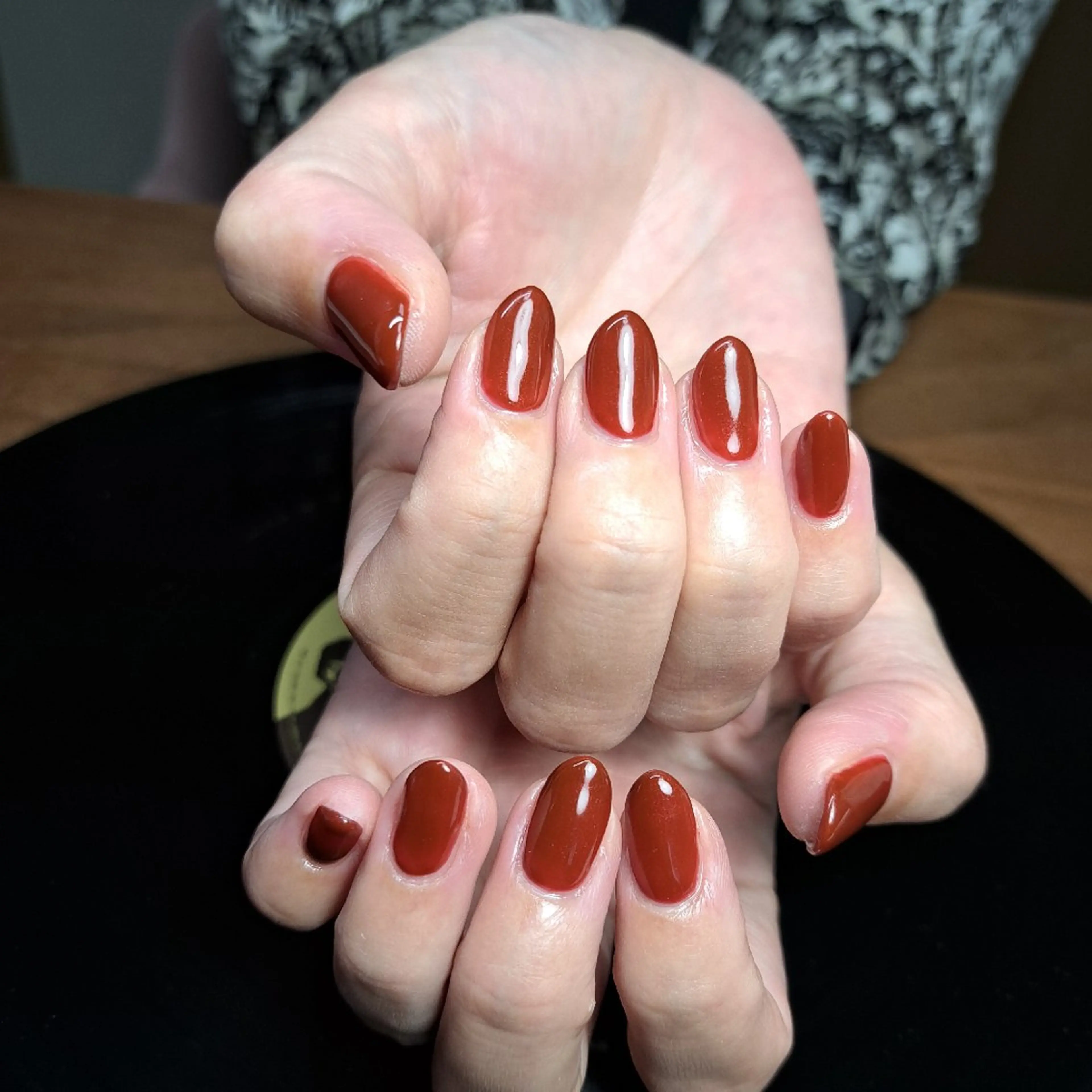 ネイル ボルドー ワンカラーネイル HAYASHI  Nのネイルデザイン