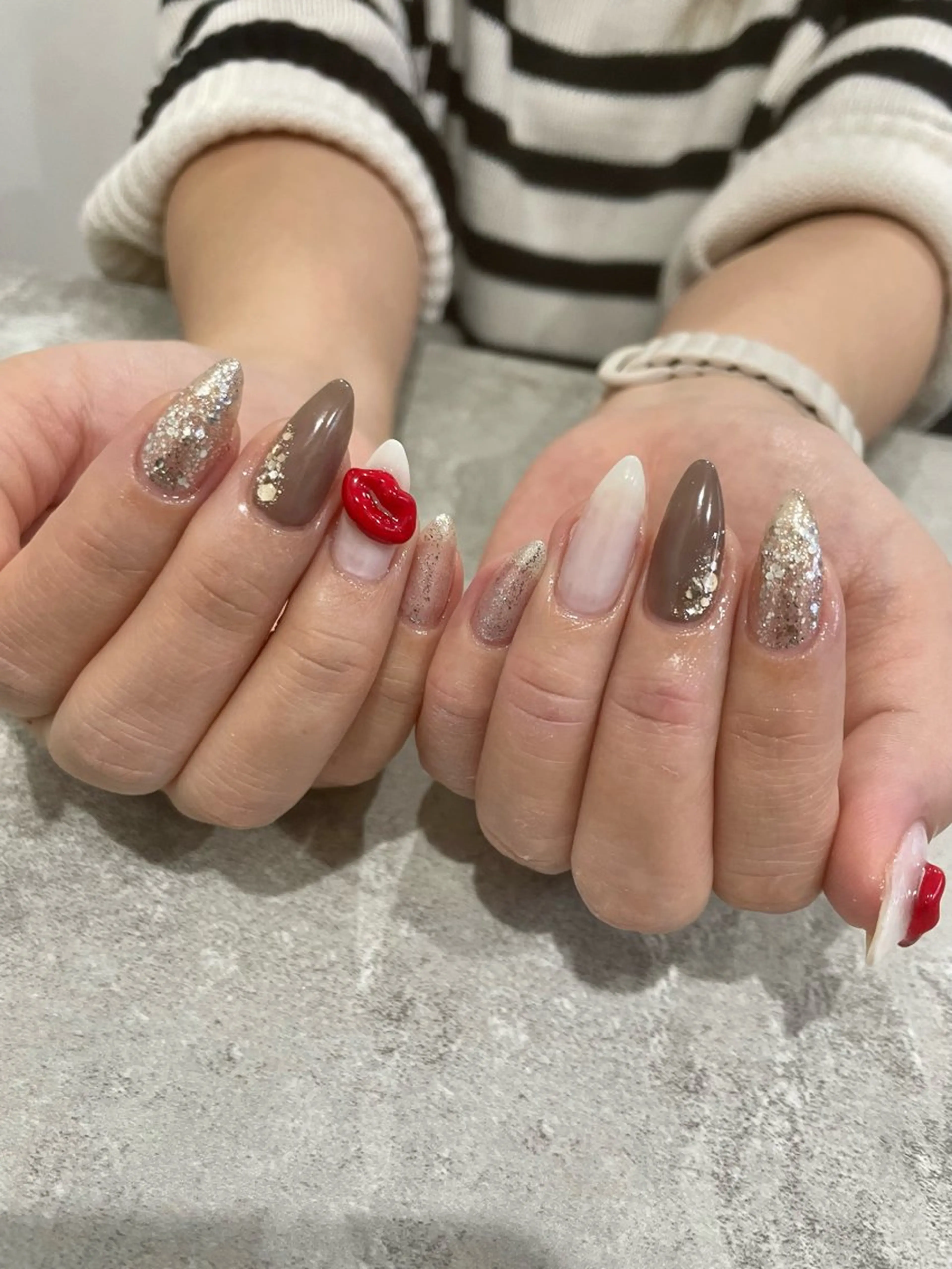 ネイル 持ち込み ハンドネイル Raviliss ♡のネイルデザイン