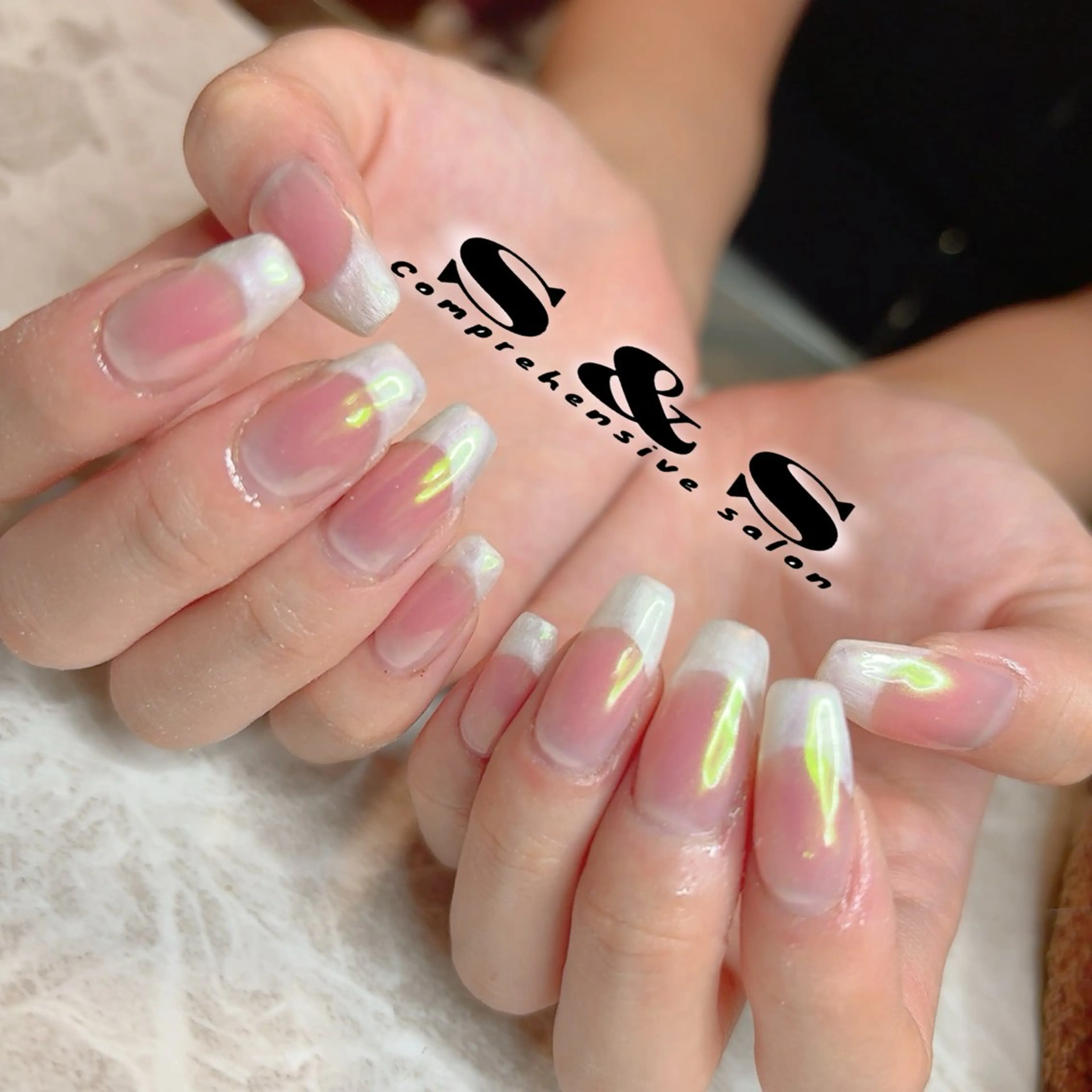 ネイル オーロラネイル フレンチネイル S&S 村田小百合のネイルデザイン