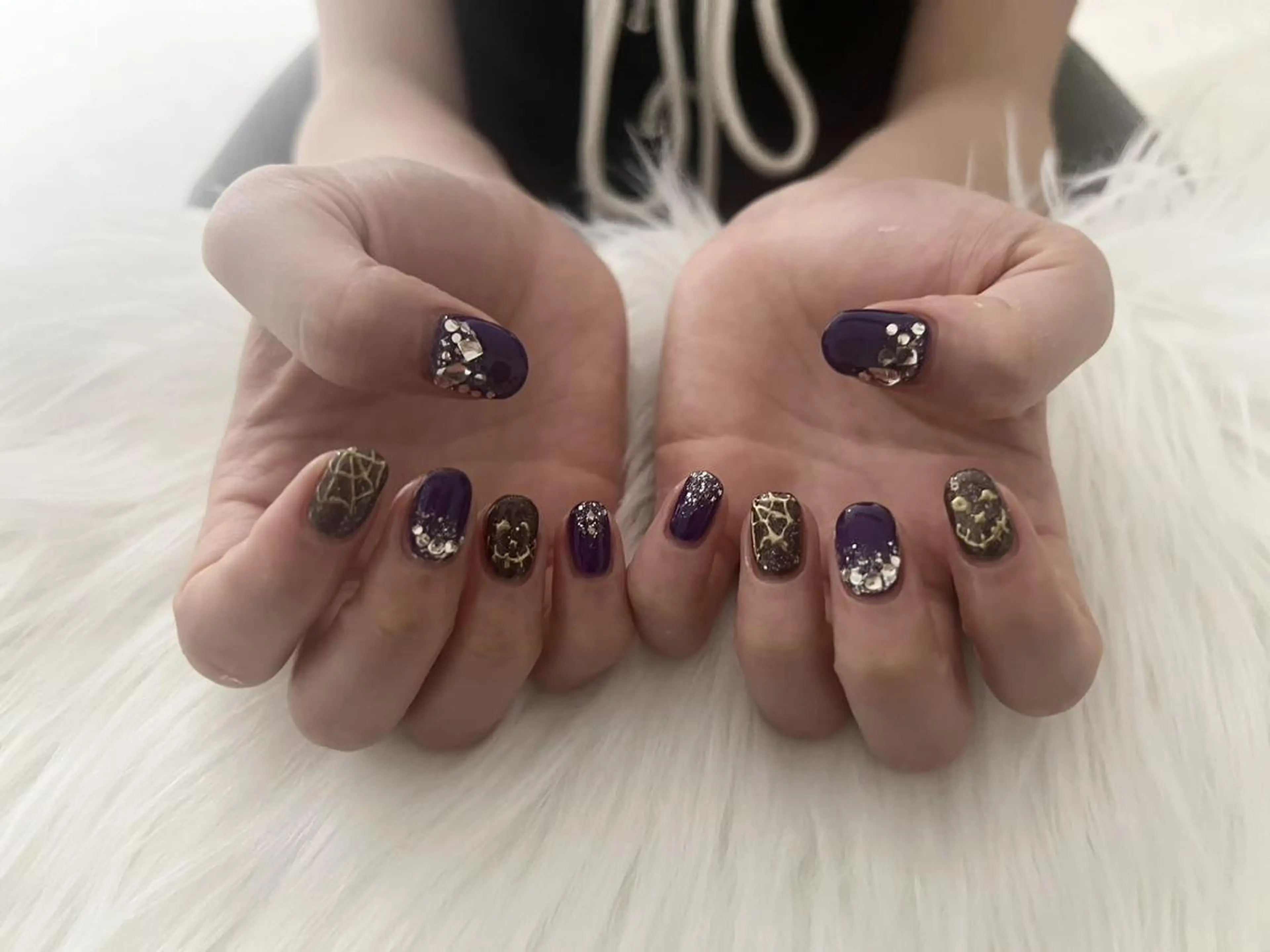 ネイル アートネイル ゴールド ハロウィン Salon chou chou所属・chouchou renaのネイルデザイン