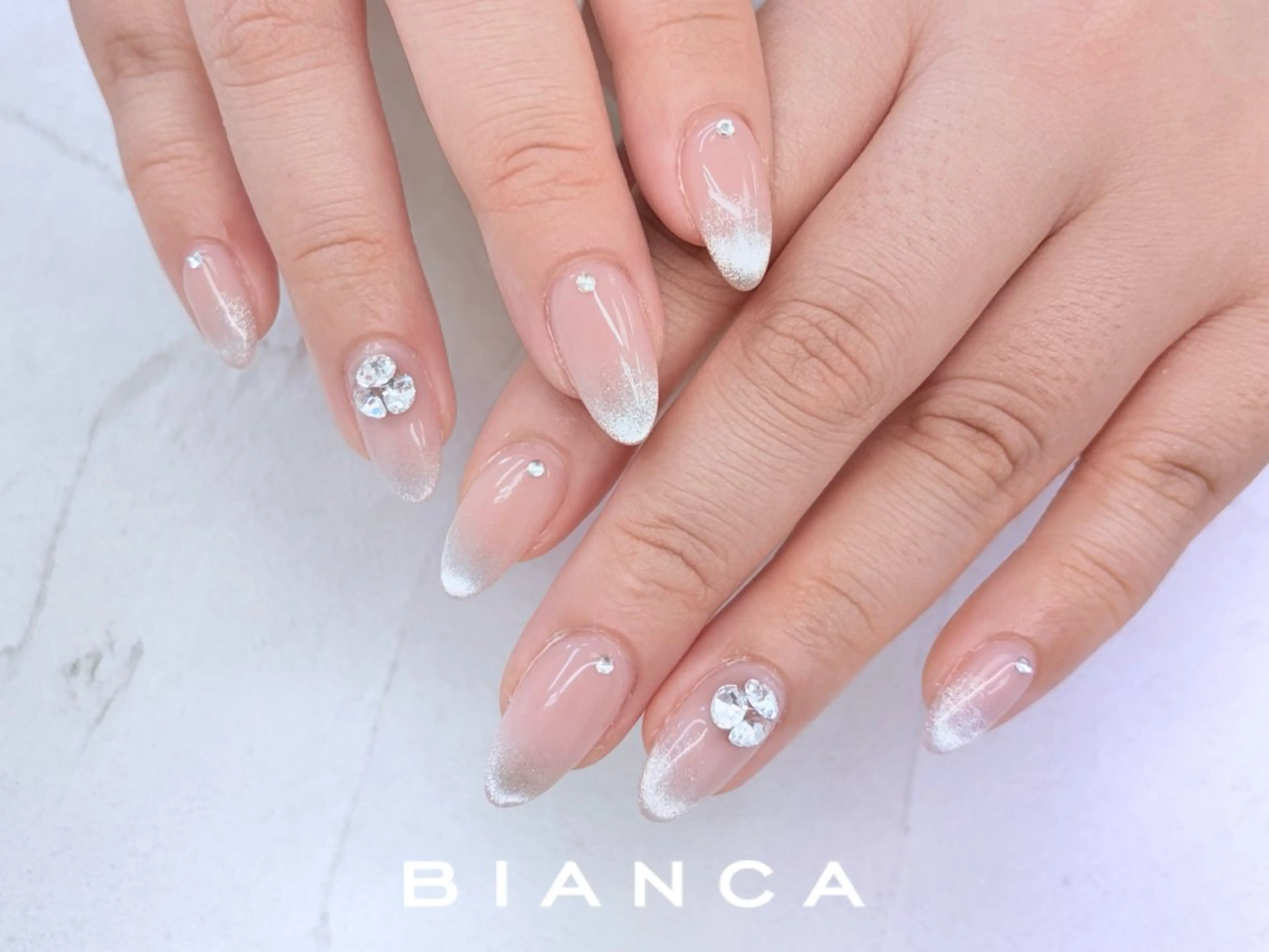 ネイル ハンドネイル ビアンカ大宮ネイル 店長 モリサワのネイルデザイン