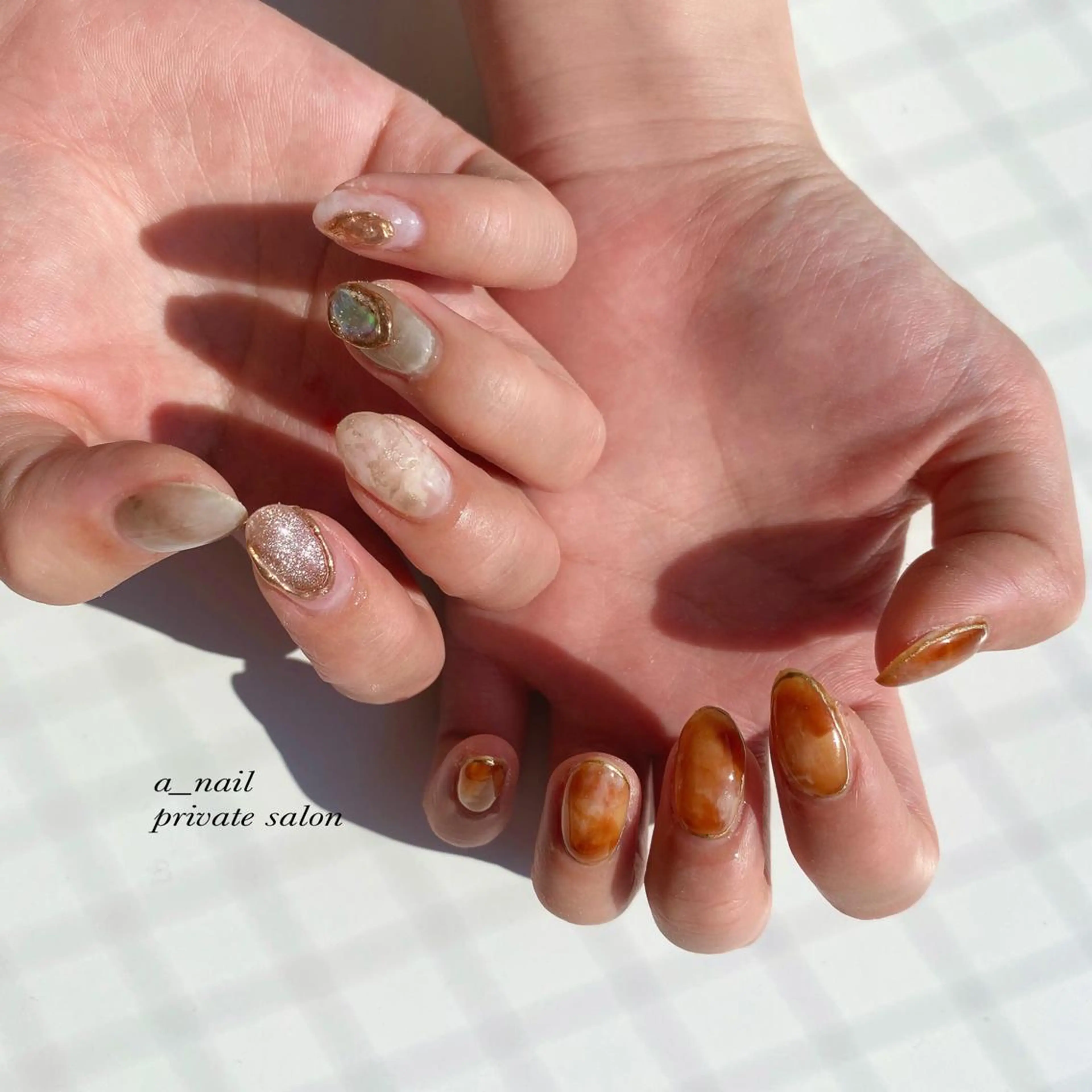 ネイル アニマル柄 フレンチネイル ジェルネイル 氷ネイル・うるうるネイル レース 菅 恵奈のネイルデザイン