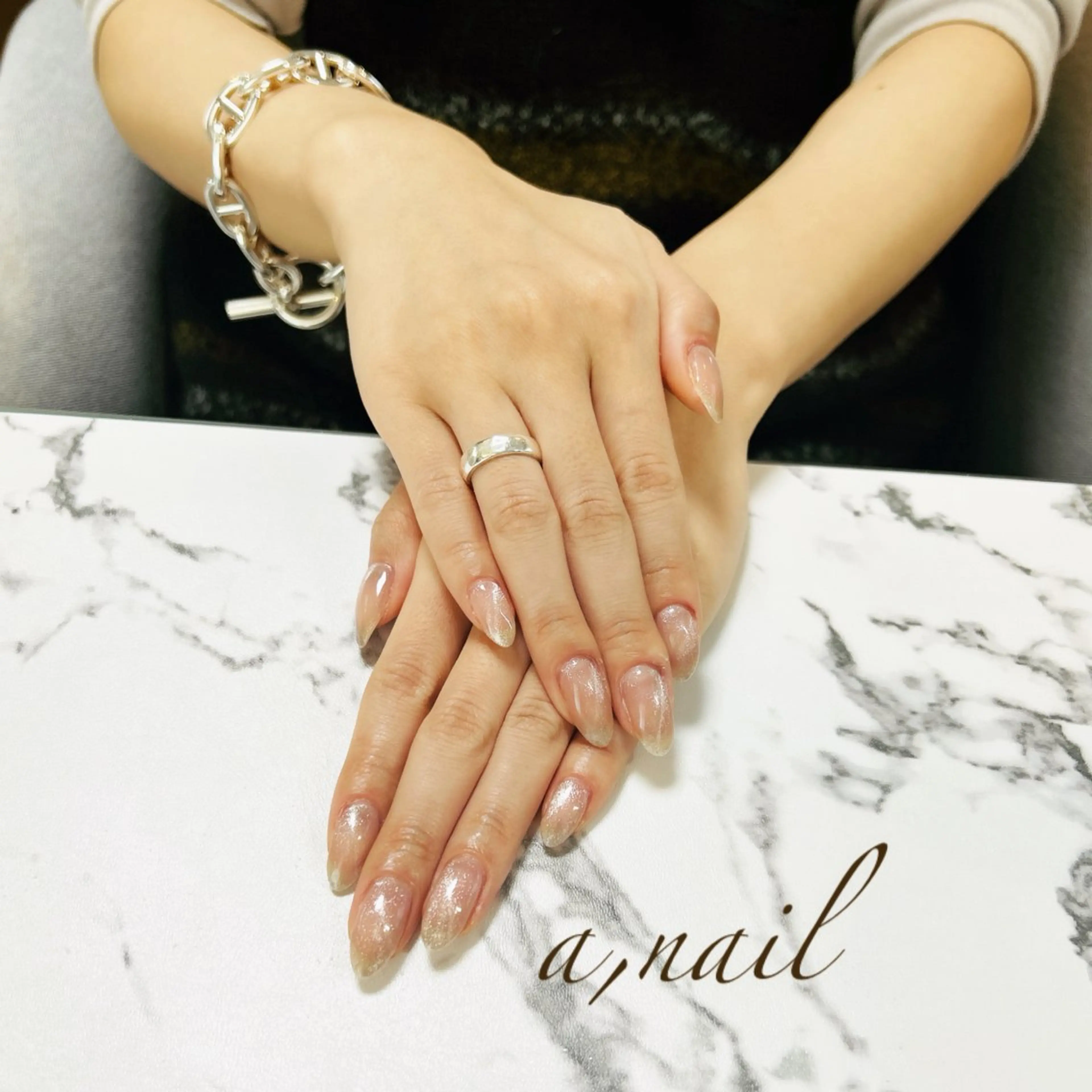 ネイル キラキラネイル マグネットネイル オフィスネイル シンプルネイル ハンドネイル ネイルサロン エーネイルのネイルデザイン