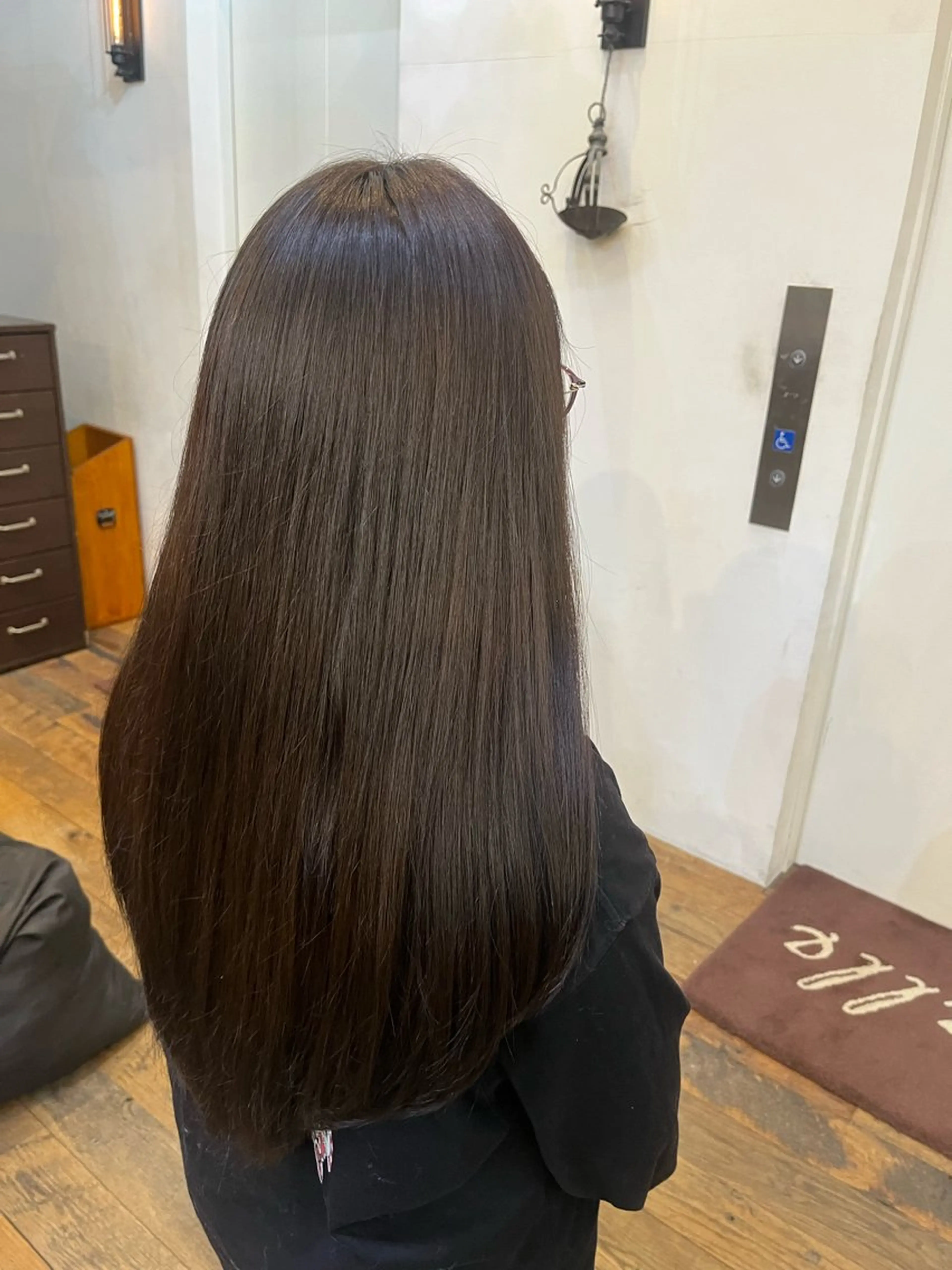 ロング カラー ブラウンカラー Belle Ginza並木通り所属・透明感カラー／ メンズ◎／秋葉香乃のヘアスタイル