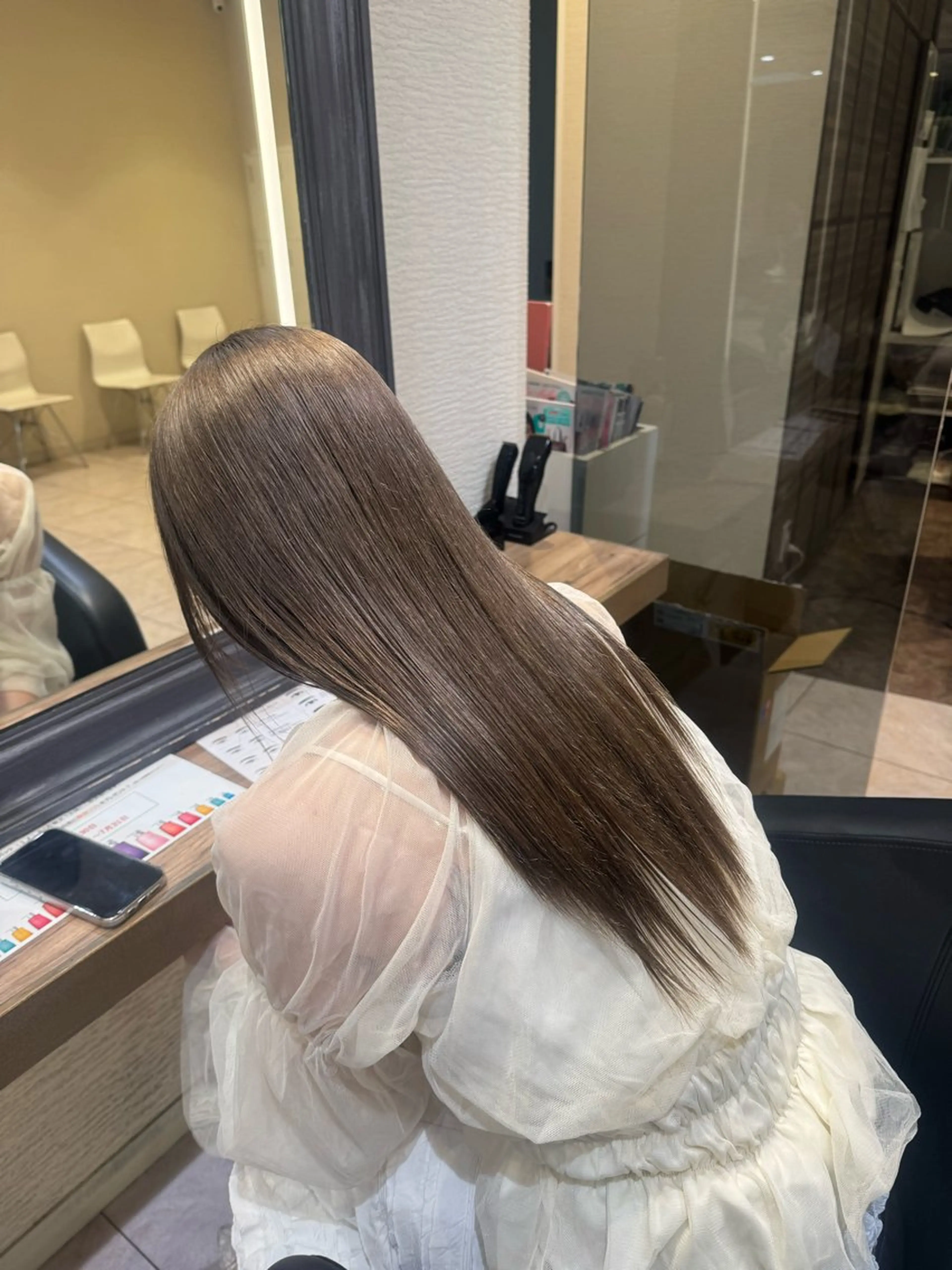 ロング カラー ヘアカラー トリートメント さら艶ストレート 🩶Suzuneのヘアスタイル