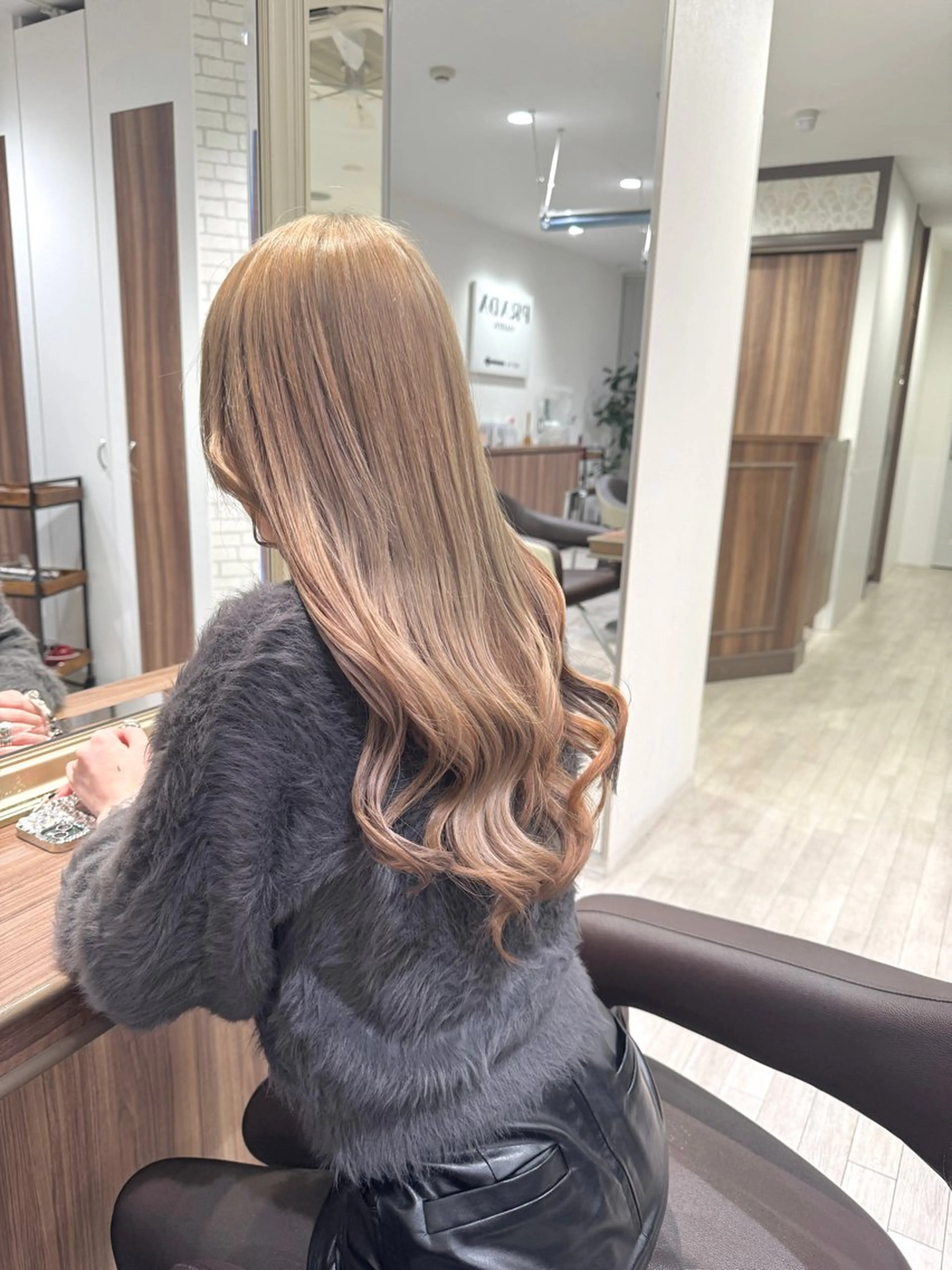 ロング カラー ヘアカラー Re:st所属・Miyavi/カラー ショートボブのヘアスタイル