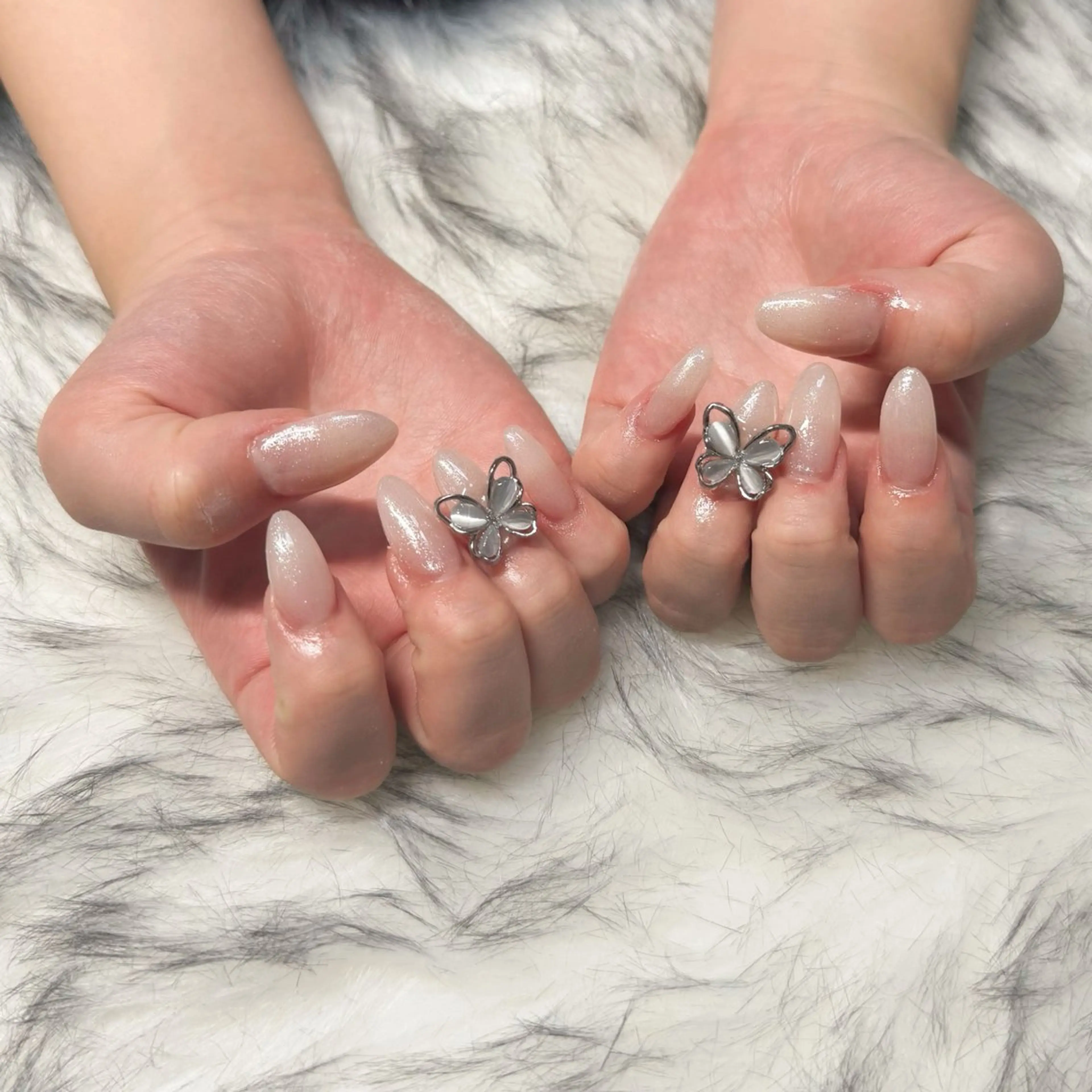 セミロング ハンドネイル mao .のネイルデザイン