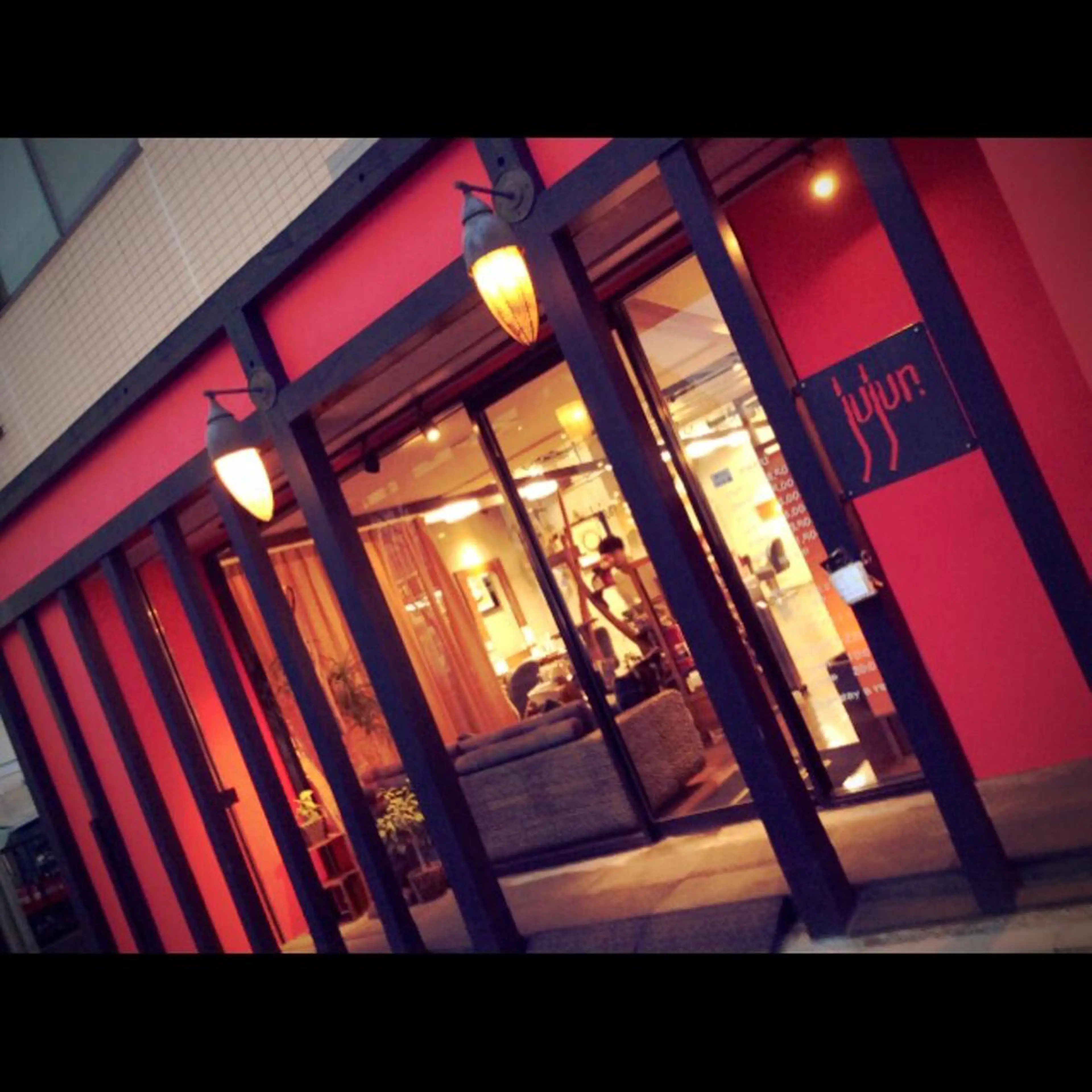 jujur Beauty Salon所属・坂野 結子のヘアスタイル