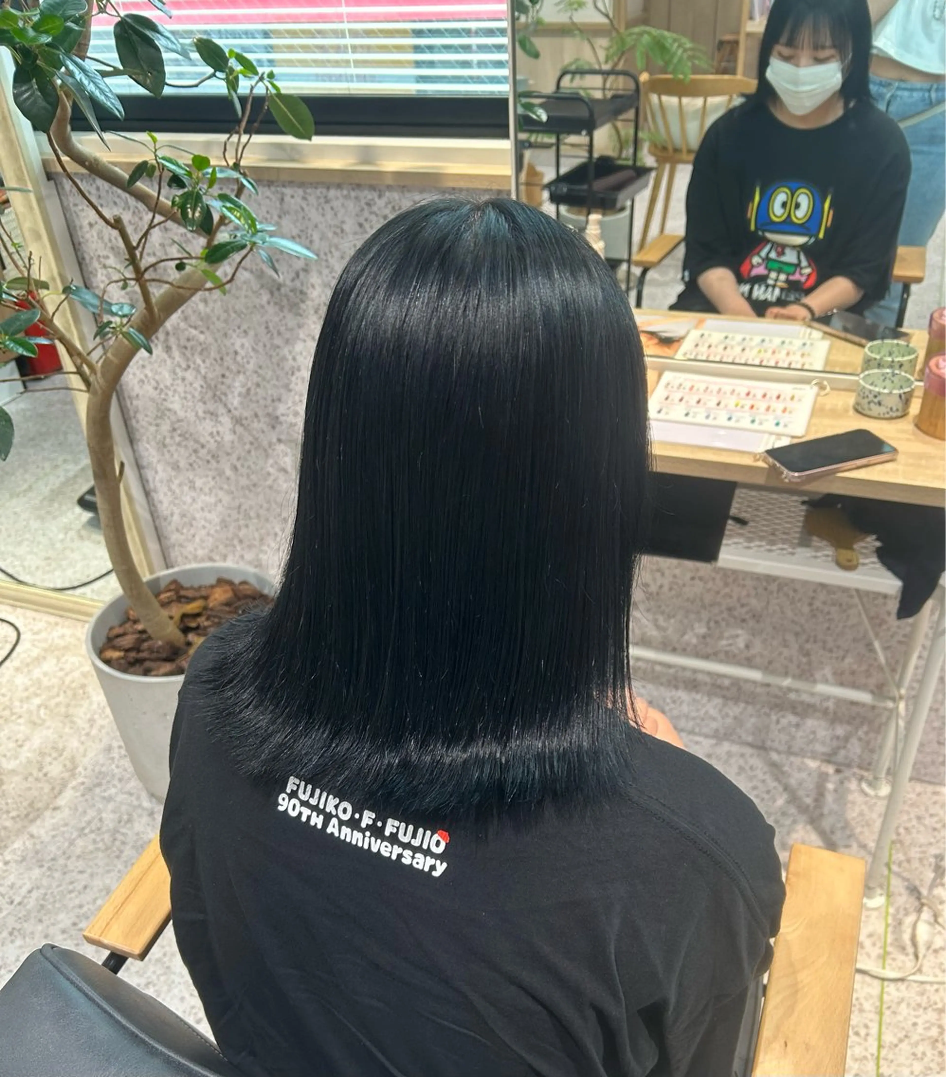 カラー ダブルカラー イヤリングカラー ハイトーンカラー インナーカラー 髪質改善 ヘアカラー ♡ハイトーン★ ネイル/しの♡のヘアスタイル