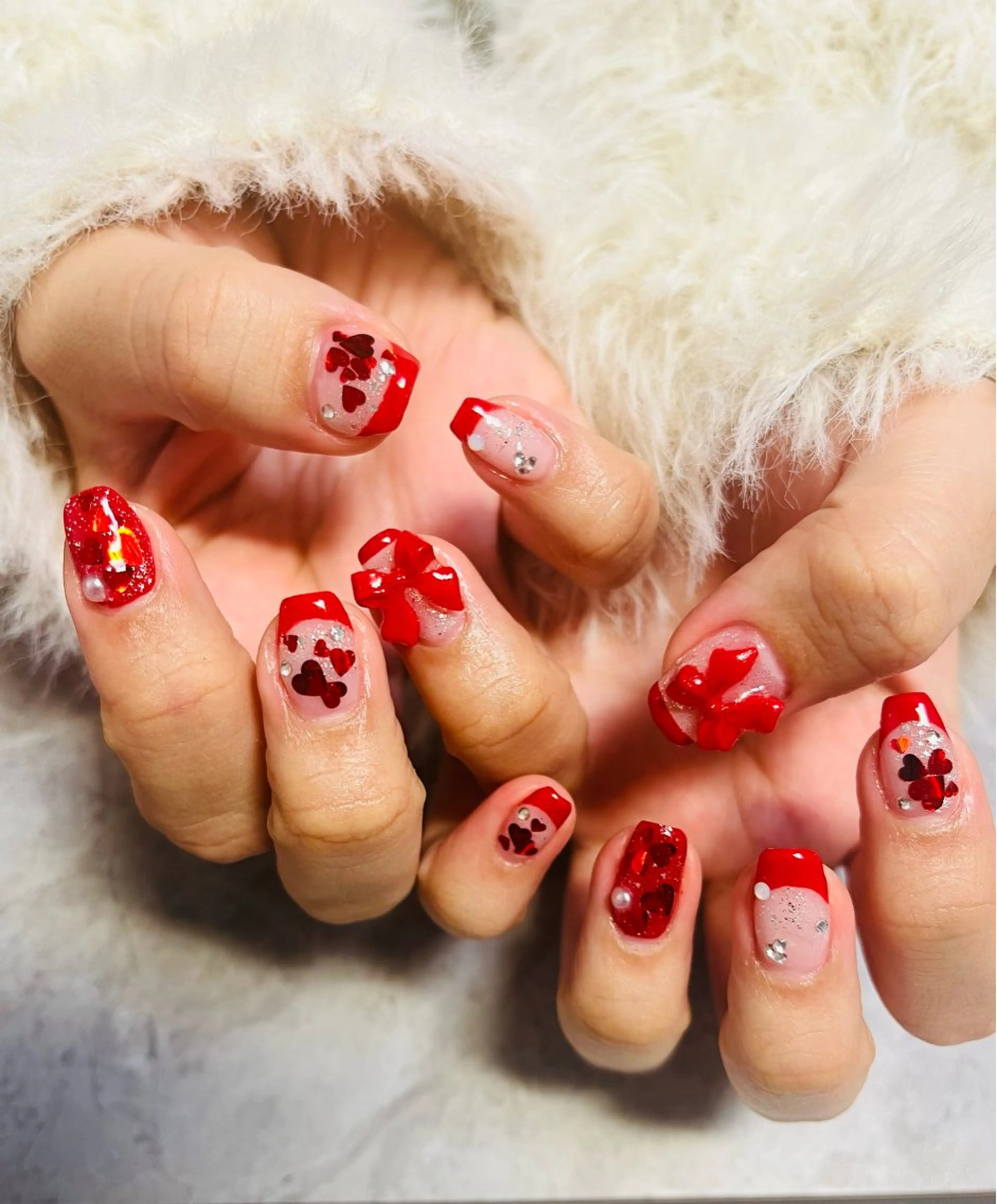 ネイル フレンチネイル ハート 赤色 ハンドネイル ハンドケア Felice所属・ベテランネイル cnc  nailのネイルデザイン