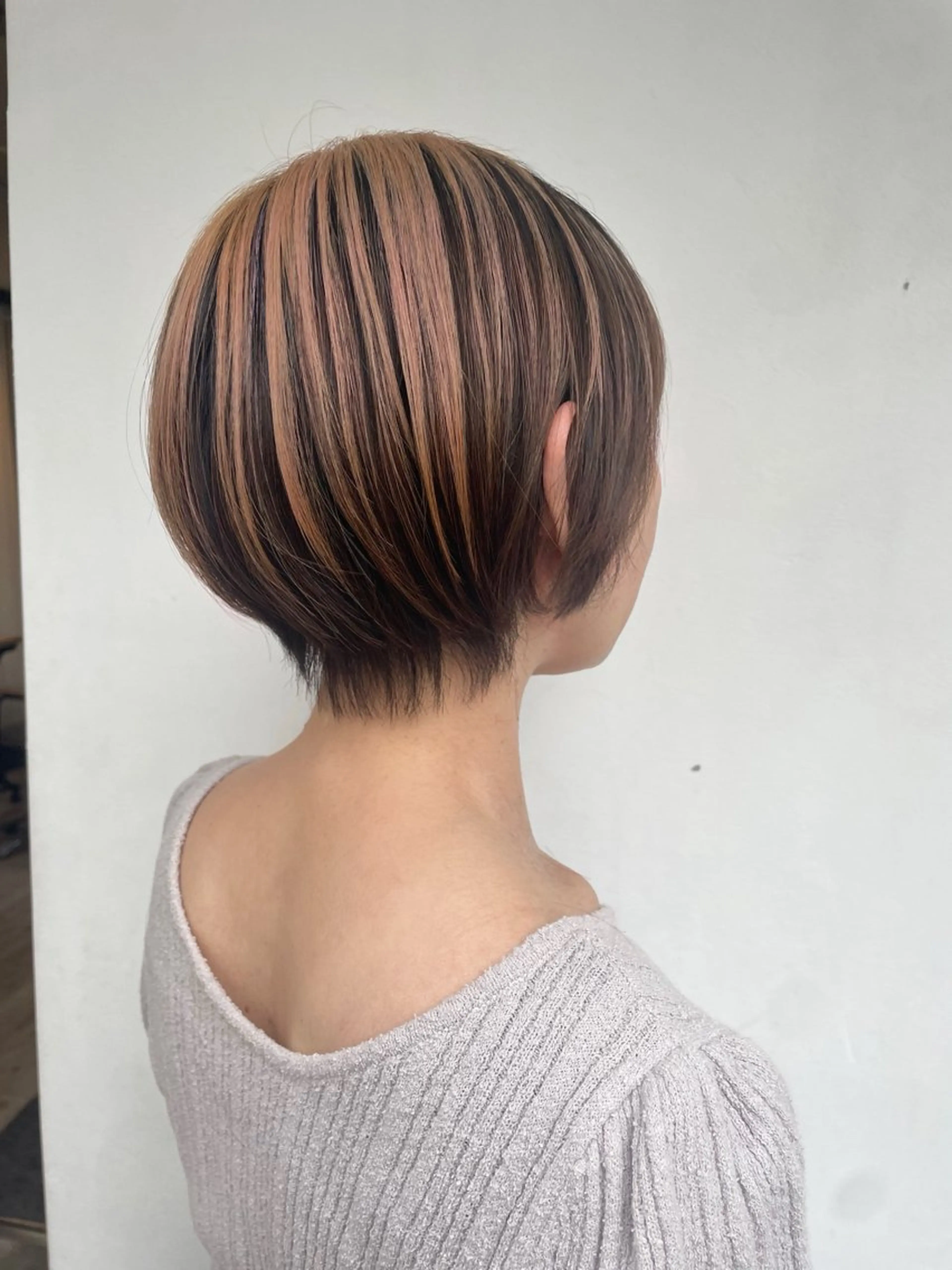 ショート カラー Hair Make powderのヘアスタイル