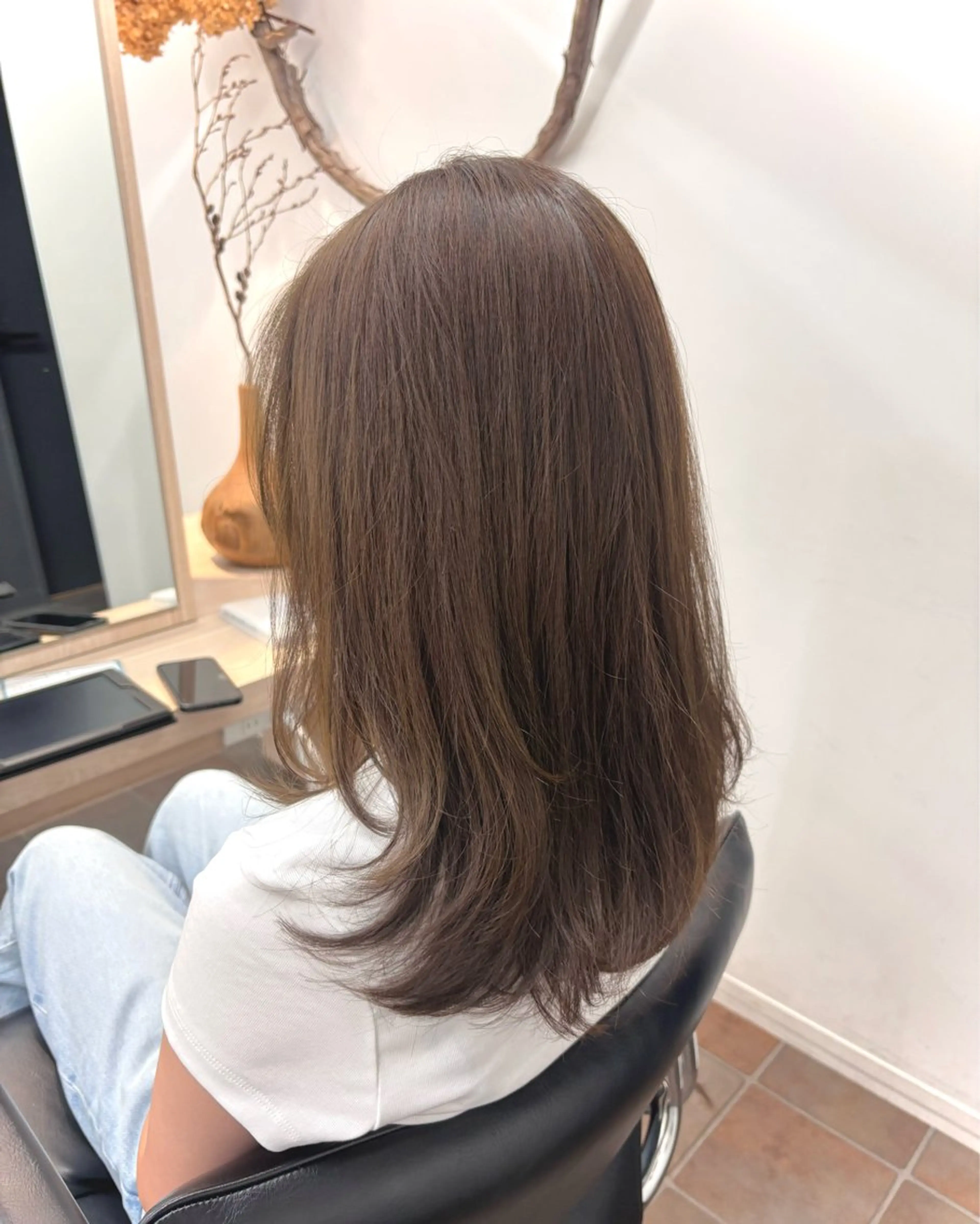 ロング カラー ベージュカラー レイヤーカット カット ヘアカラー かどたはるな レイヤー/パーマのヘアスタイル