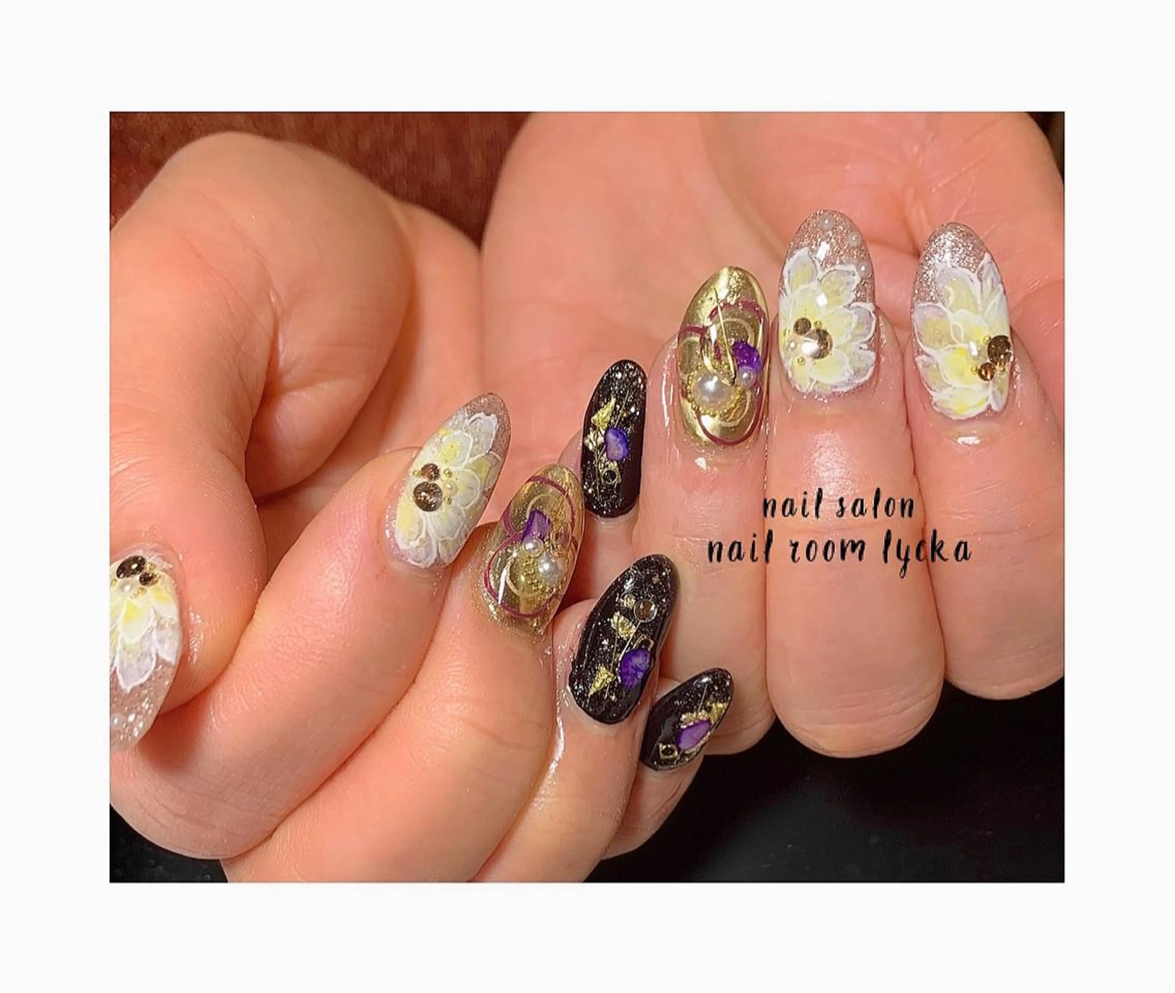 ネイル ジェルネイル パラジェル 冬ネイル ﾈｲﾙﾙｰﾑﾘｯｶ 𝐦𝐚𝐲𝐮のネイルデザイン