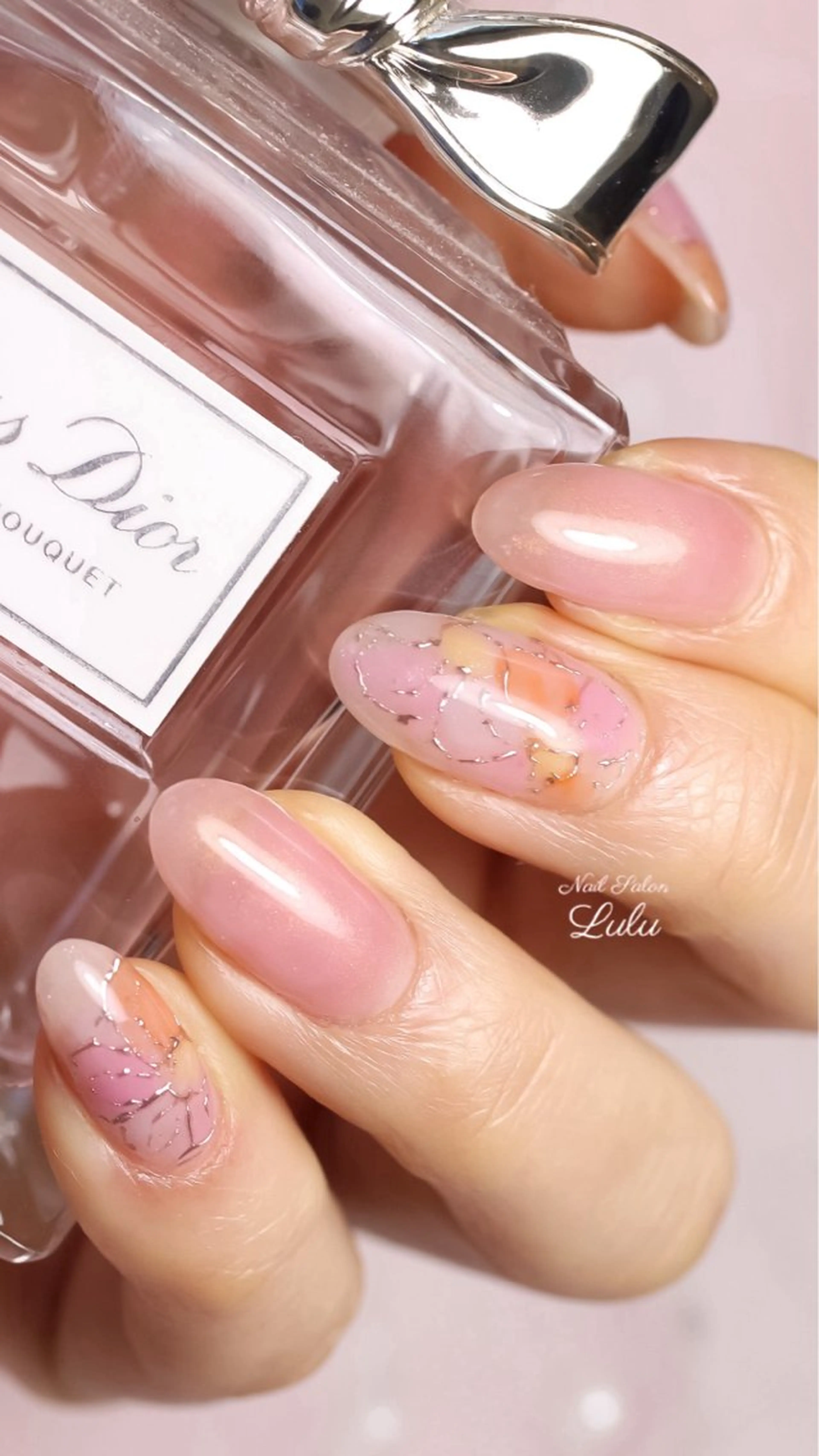 ネイル ハンドネイル Lulu nail salon 南堀江店所属・西村 あやかのネイルデザイン