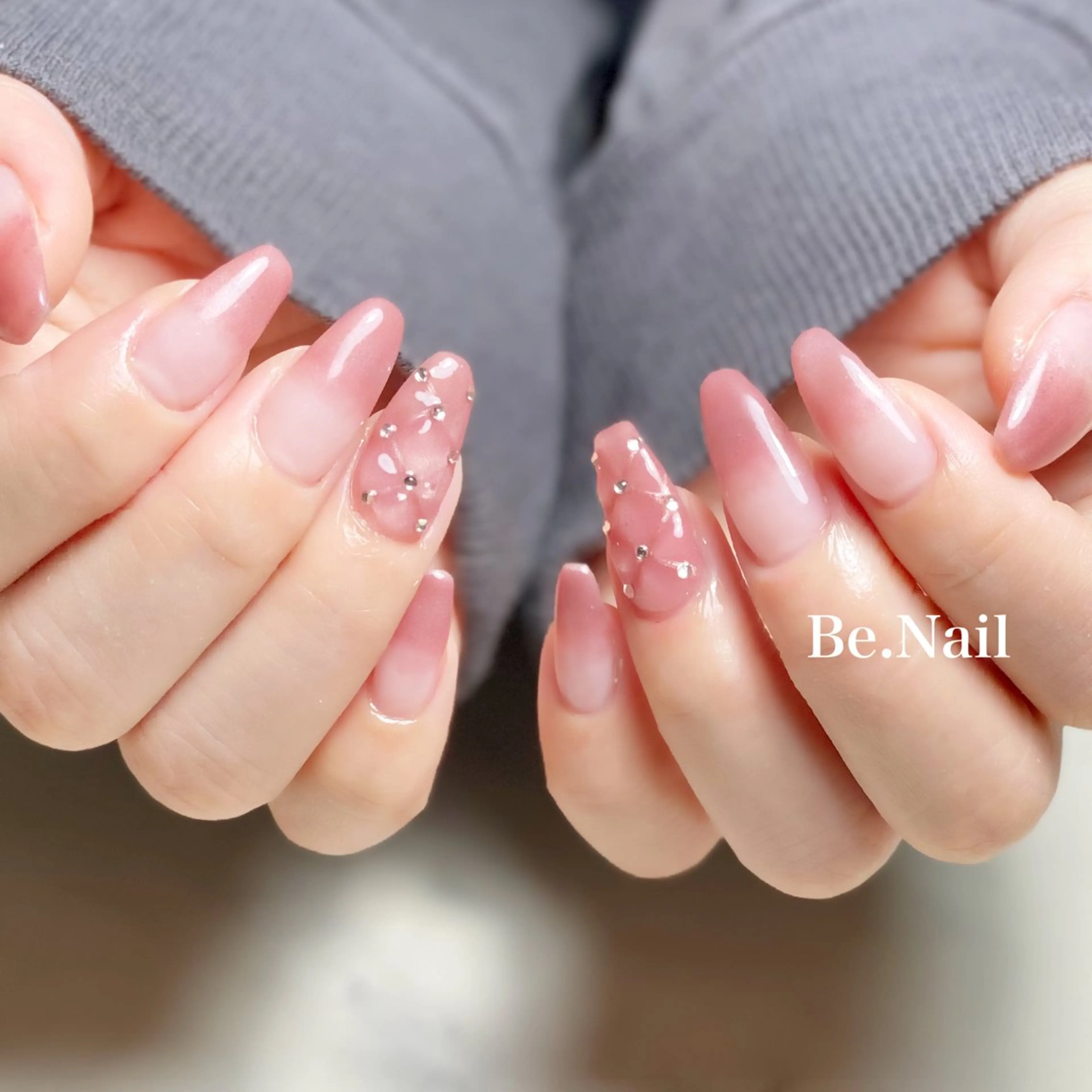 ネイル ジェルネイル シンプルネイル Be. Nailのネイルデザイン
