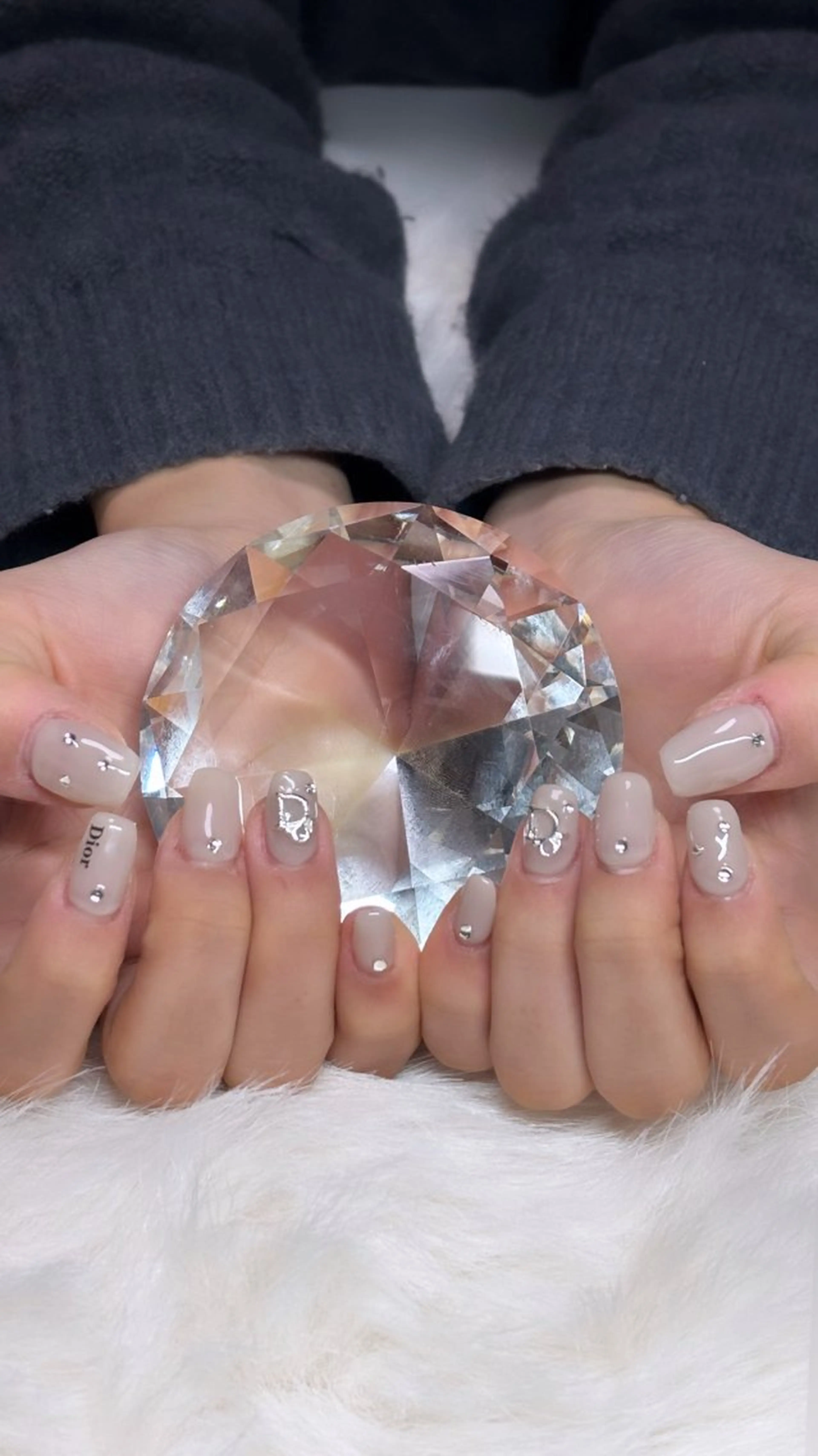 ネイル 長さ出し ワンカラーネイル Clari-vu　エステ＆ネイル所属・mihane ﾜﾝﾎﾝ ｷﾞｬﾙのネイルデザイン