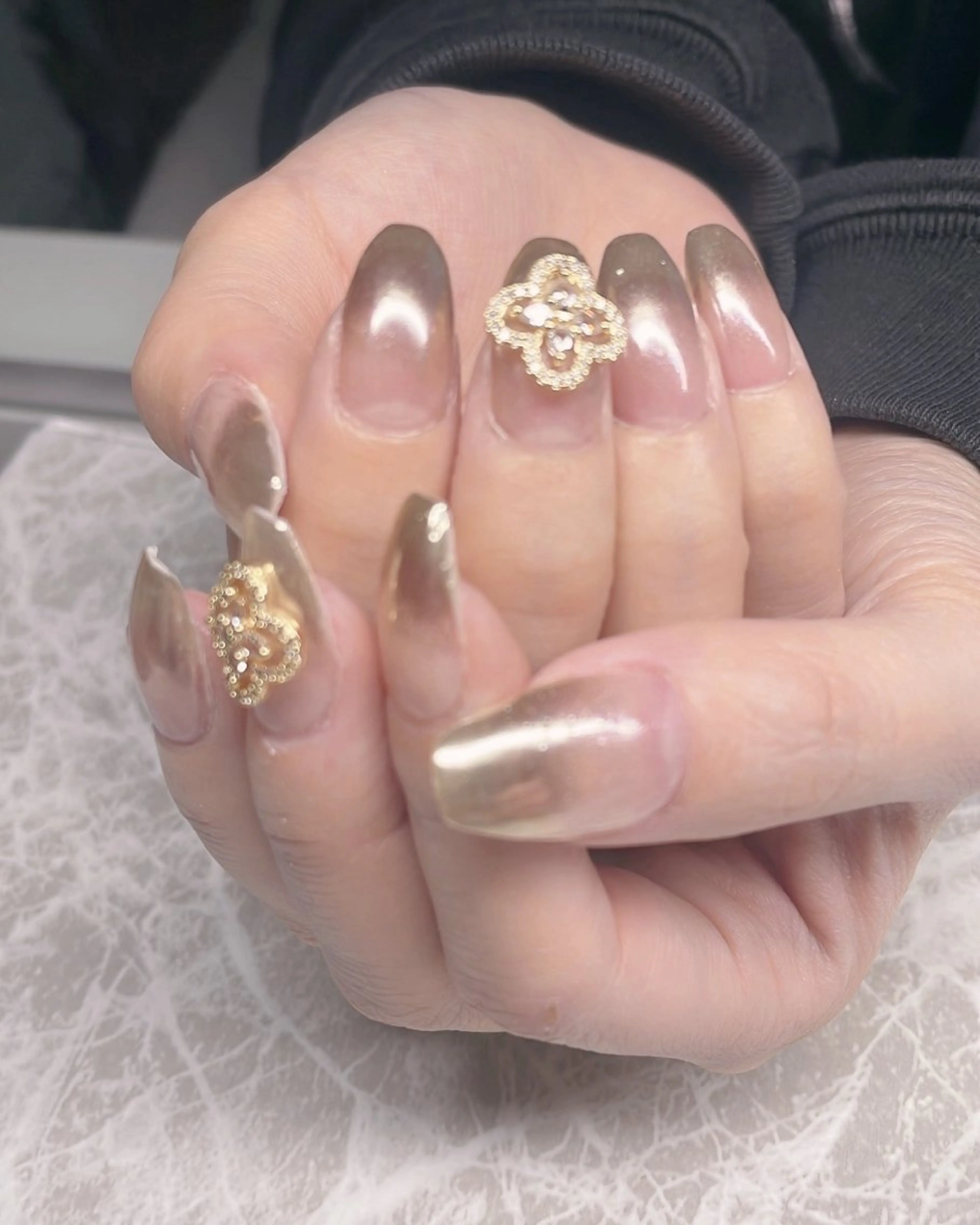 ネイル ハンドネイル 【LUCE】 maiのネイルデザイン