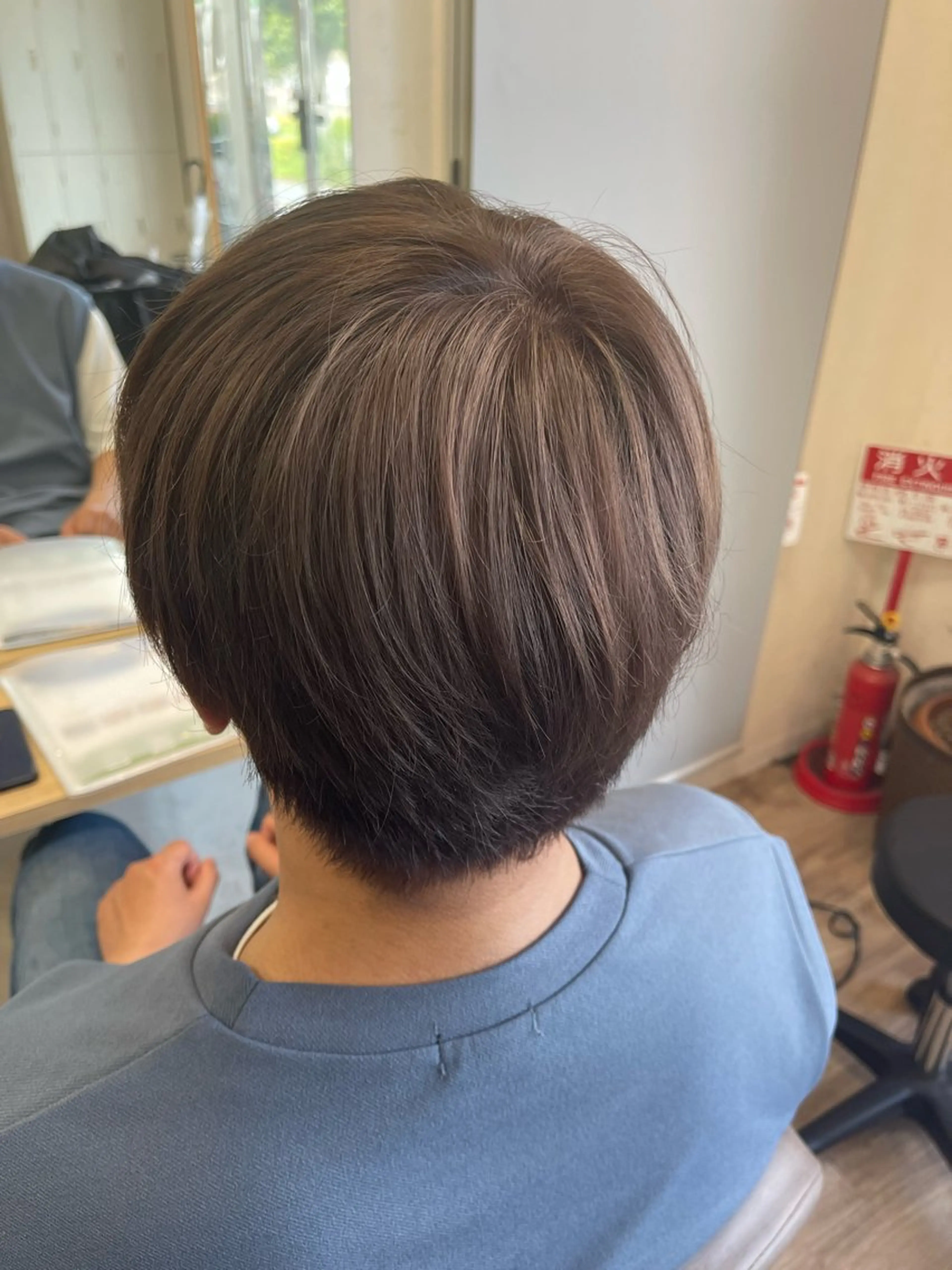 カラー ベージュカラー ミルクティーベージュ 三瓶 拓海のヘアスタイル