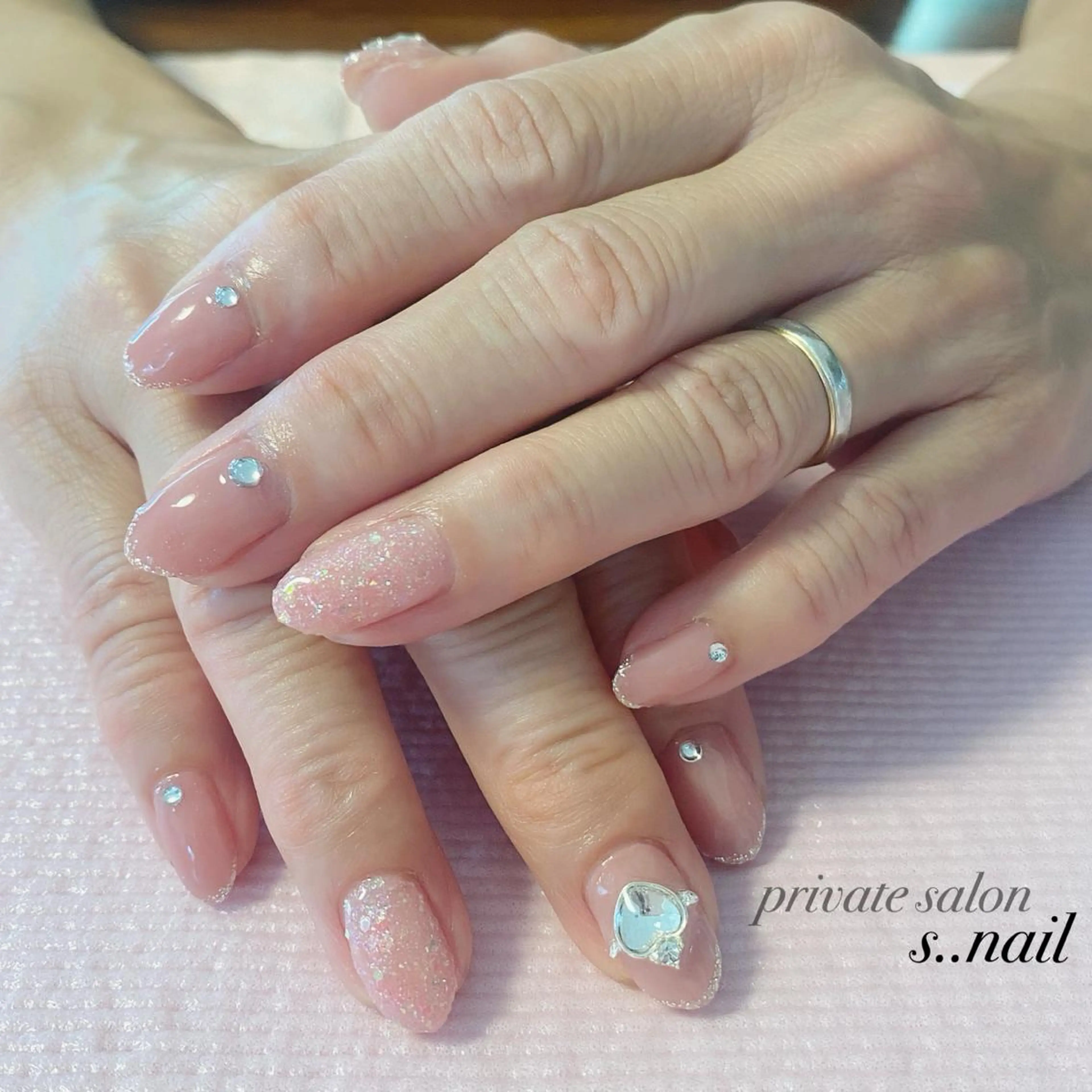 ネイル ピンク ハンドネイル フットネイル s..nail / MORITAのネイルデザイン
