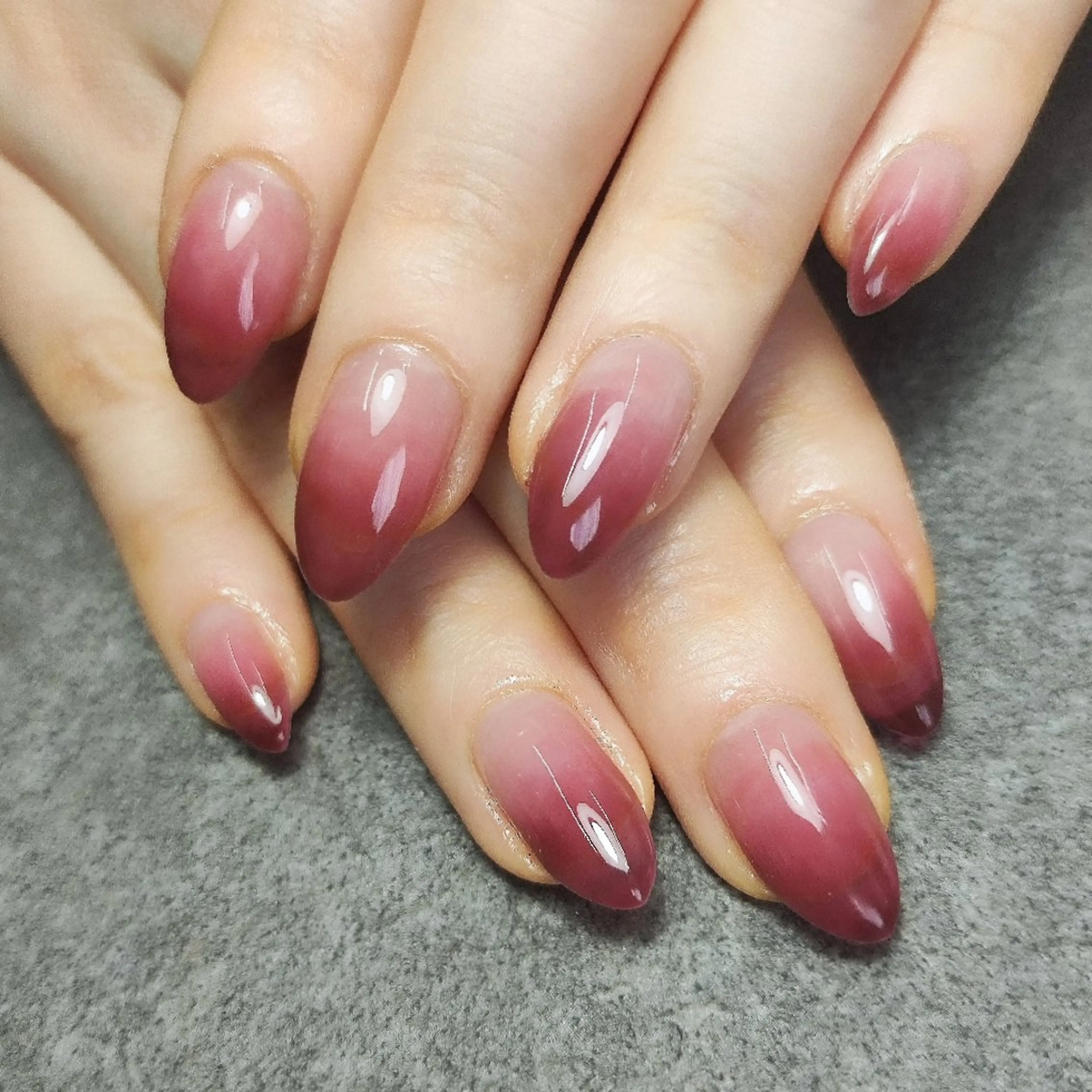 ネイル クリアネイル グラデーション ハンドネイル 個人サロン saltnailのネイルデザイン