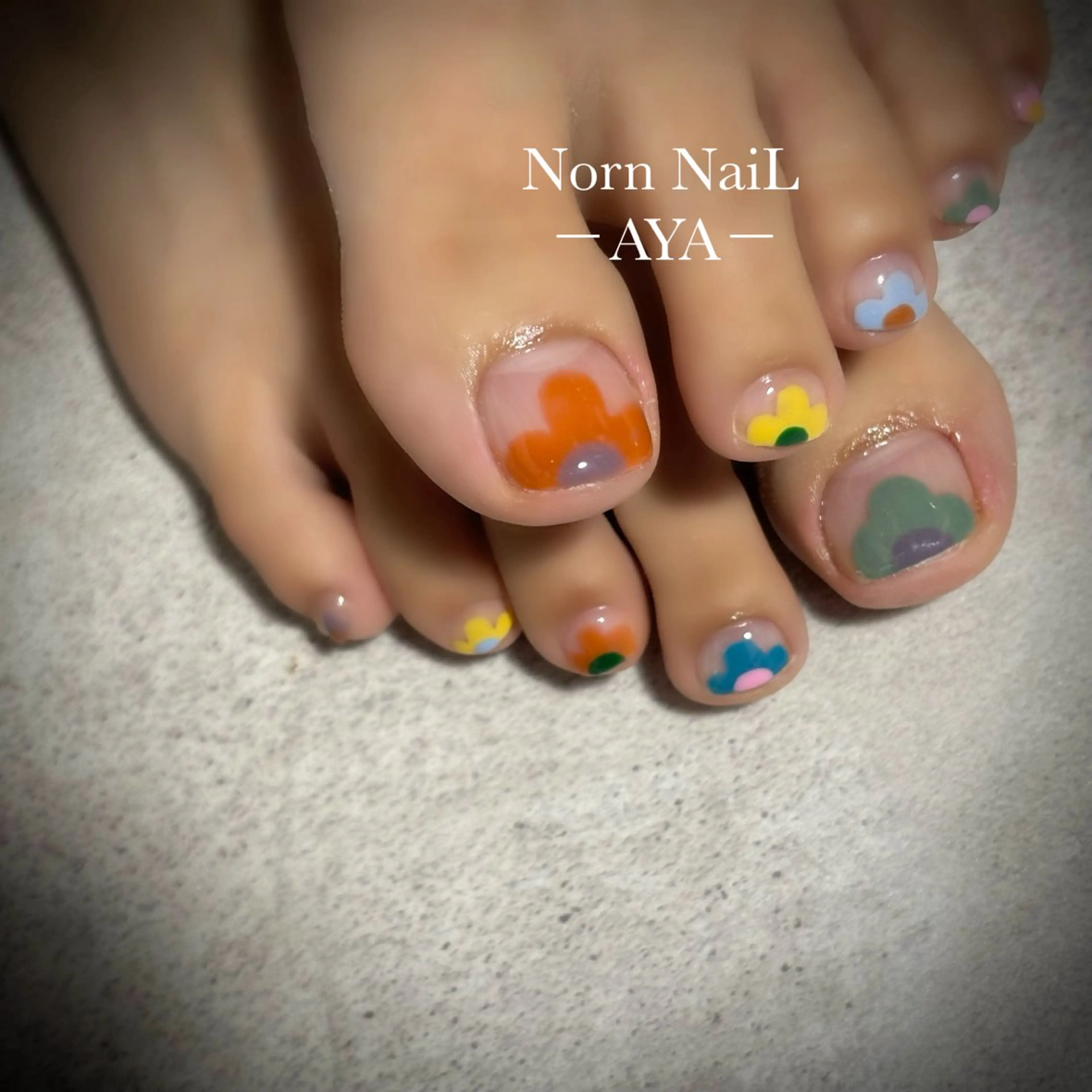 ネイル フットネイル U Ayaのネイルデザイン