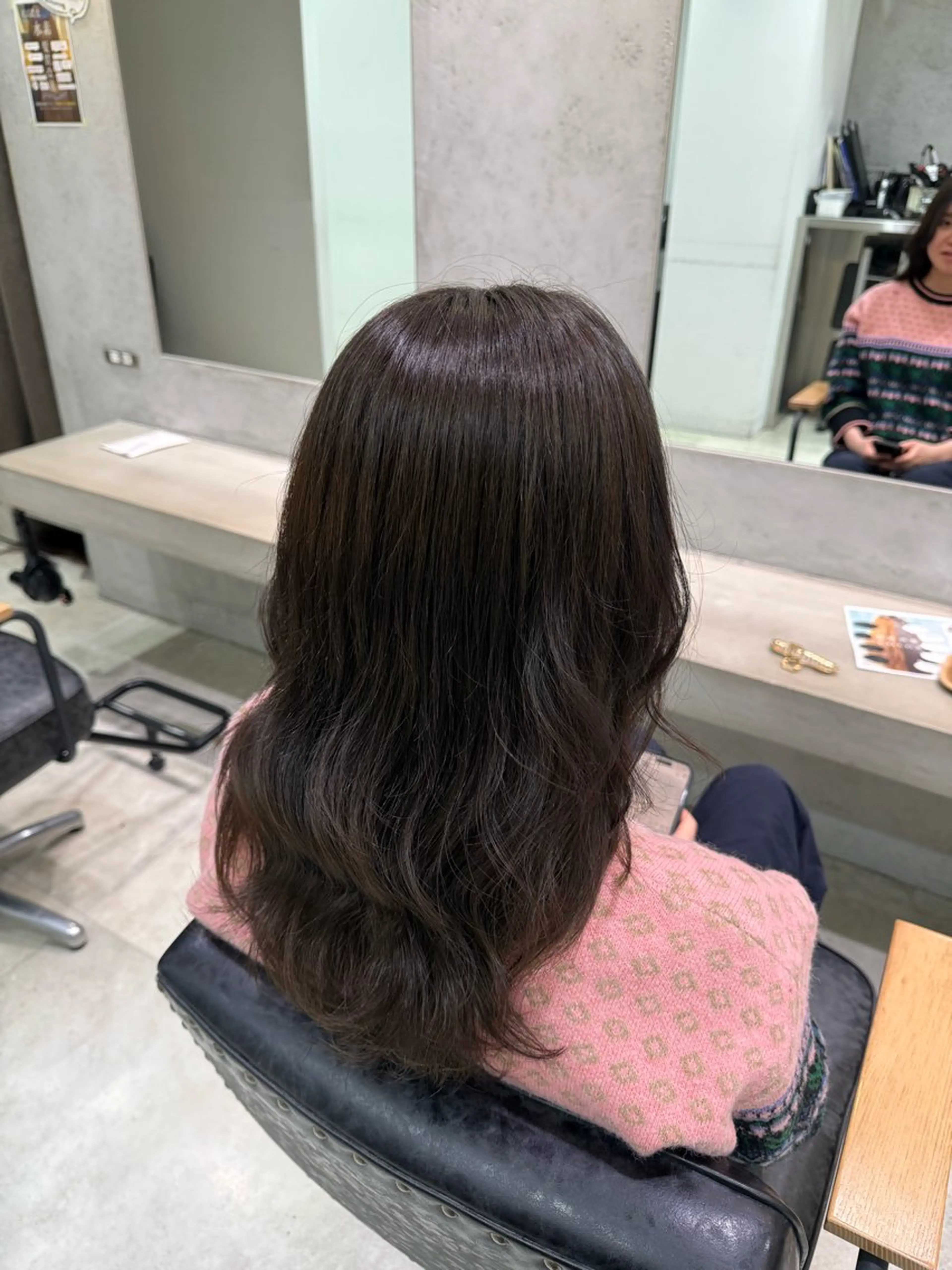 セミロング カラー カット ヘアカラー トリートメント 山口 桃果のヘアスタイル