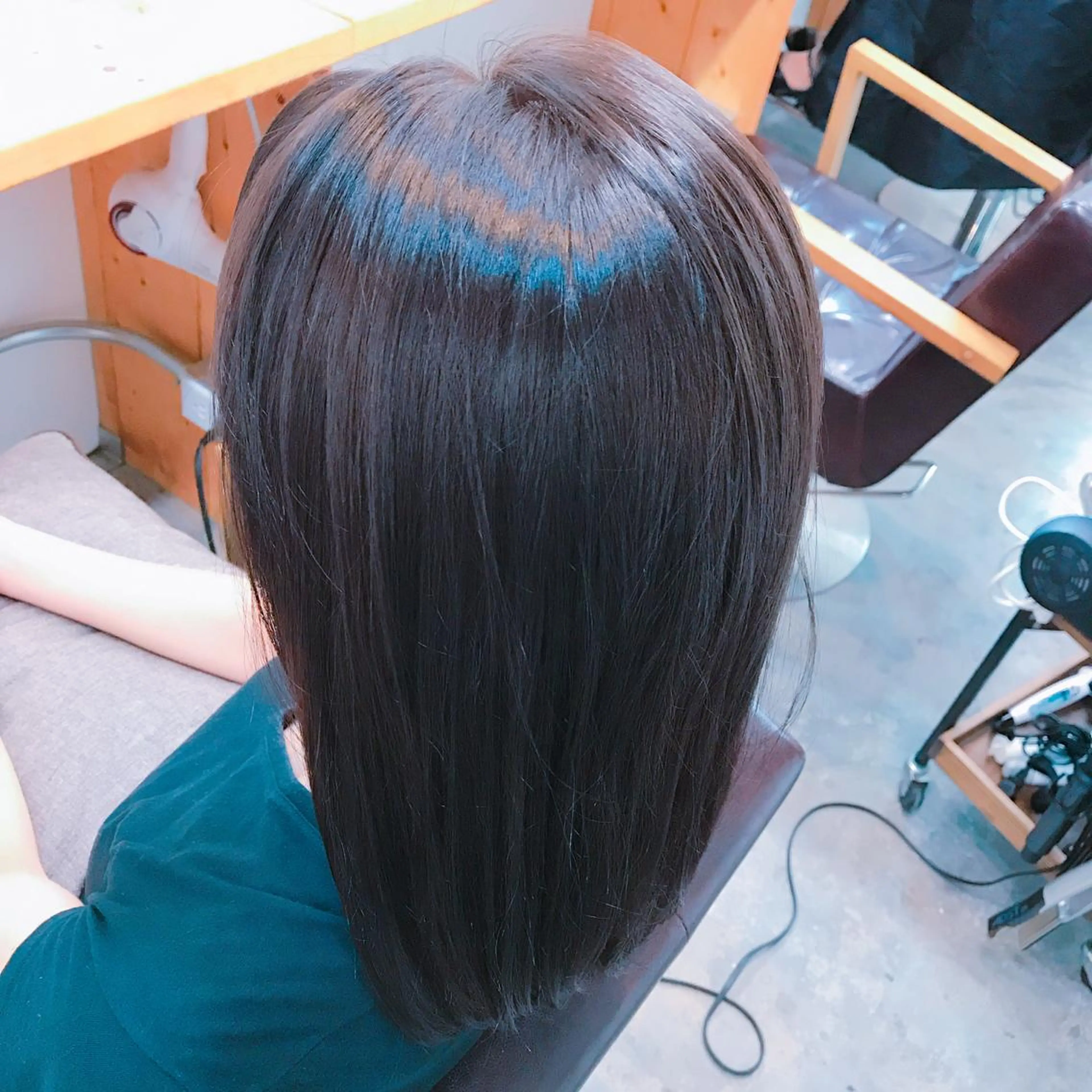 セミロング カラー グレージュ イルミナカラー 🌈限定価格🌈 鈴木　瑛輔のヘアスタイル