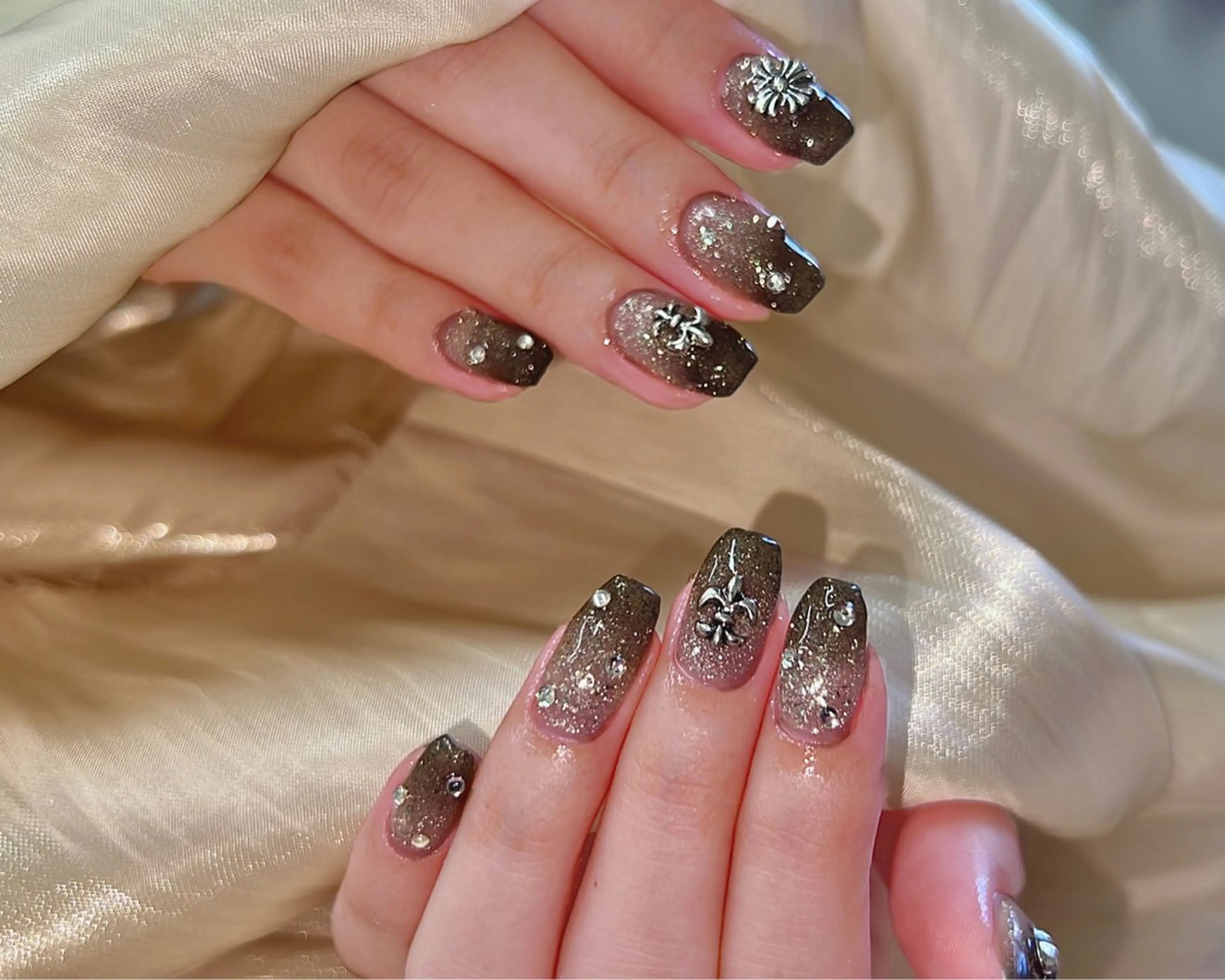 ネイル ハンドネイル ハンドケア 💜MIYA nail川崎店のネイルデザイン