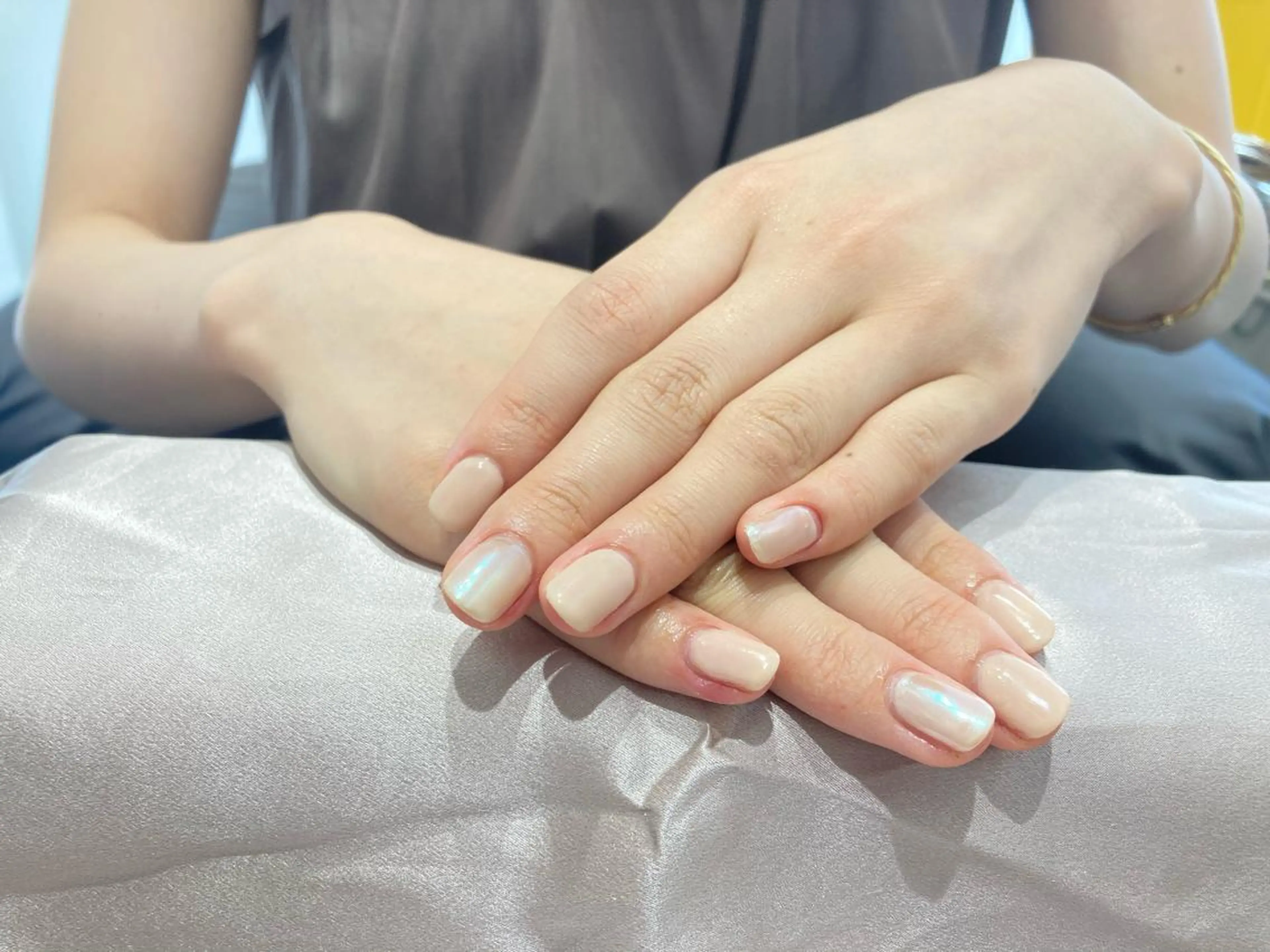 ネイル ミラーネイル ホワイト ハンドネイル usagi nailのネイルデザイン