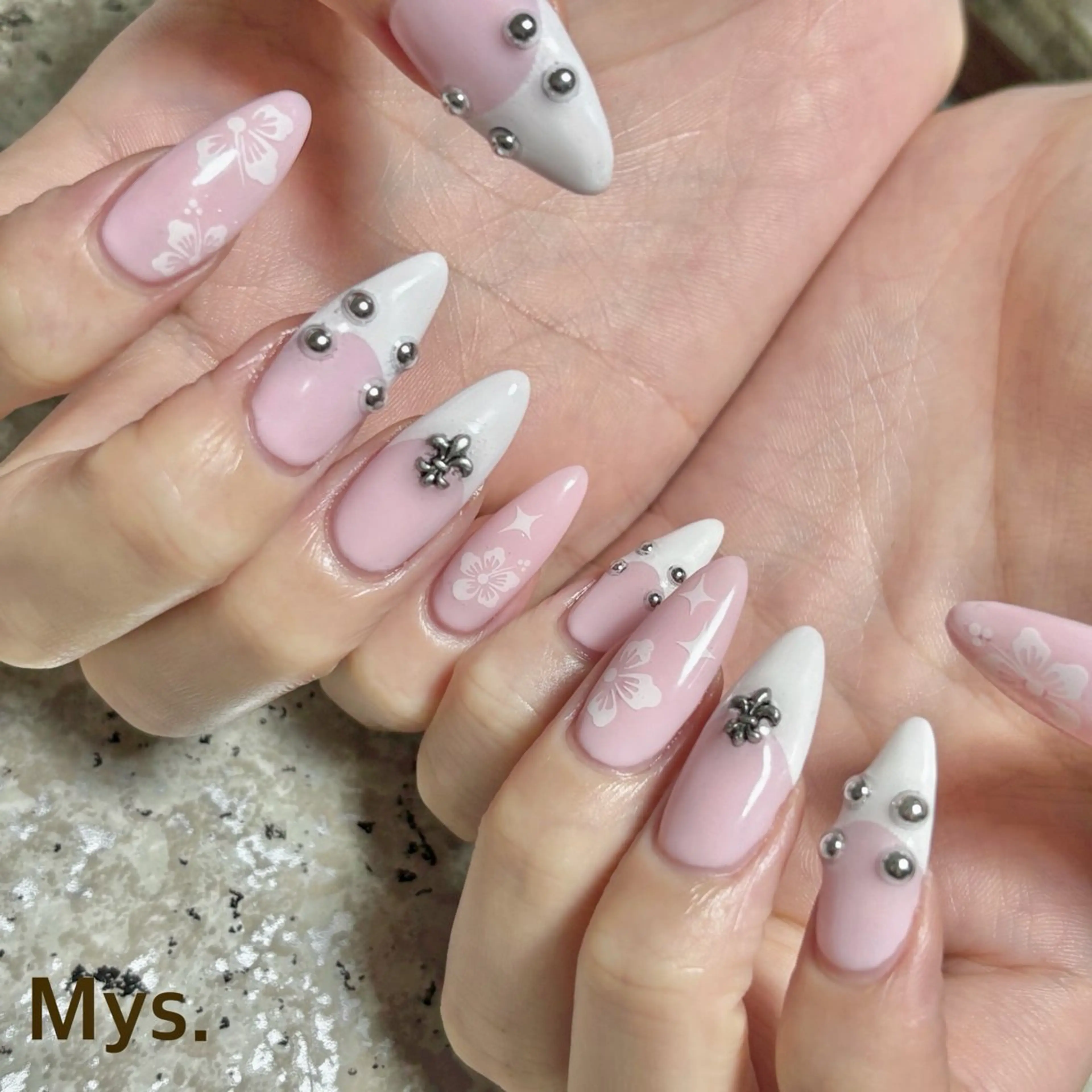 ネイル ハンドネイル Mys. 三上紗紀のネイルデザイン