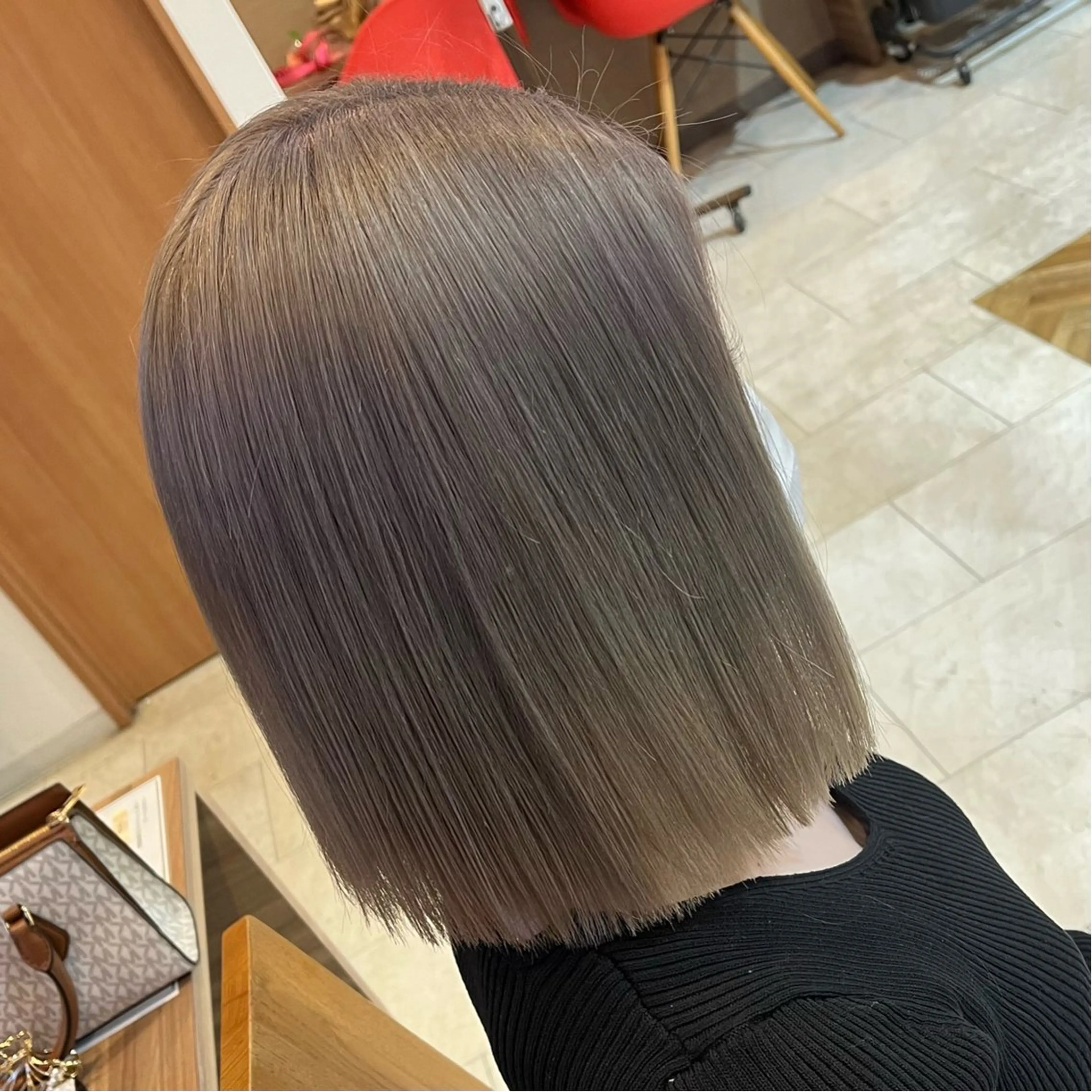 カラー MOMOKA /　Lapis大名店のヘアスタイル