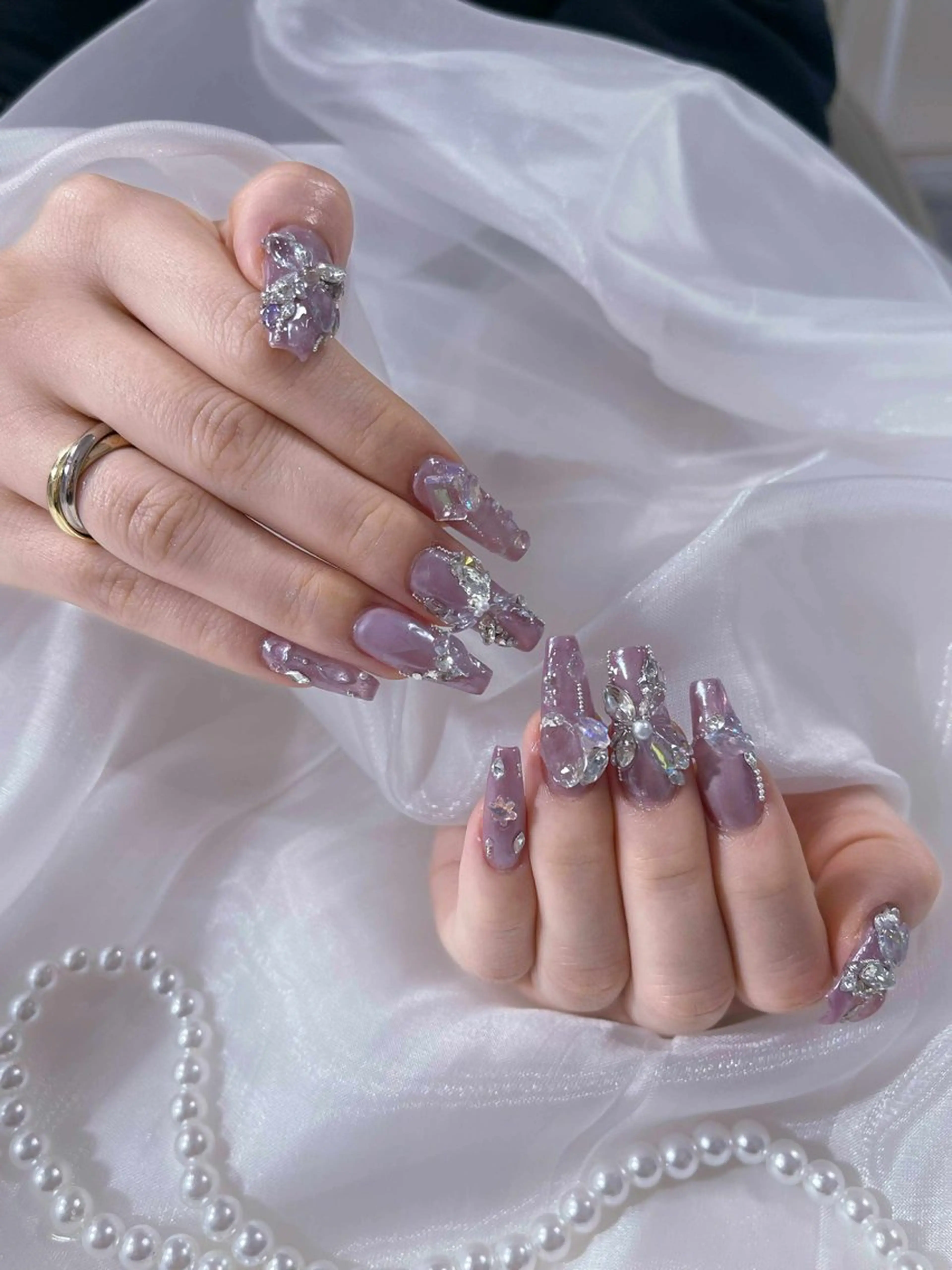 ネイル ジェルネイル グラデーション キラキラネイル ミラーネイル ニュアンスネイル ハンドネイル Kitty Nailのネイルデザイン