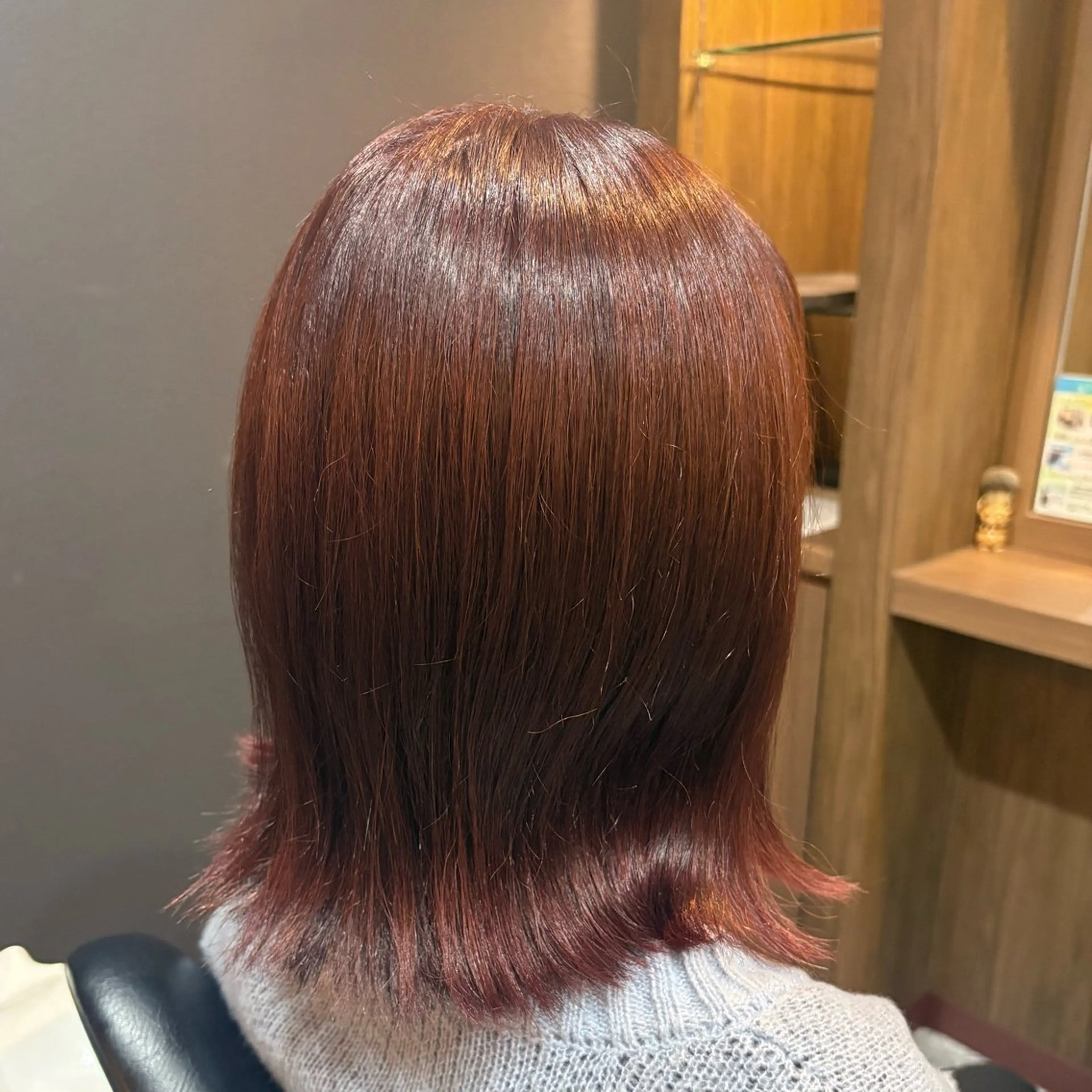 ミディアム ピンクブラウン ツヅキ マスミのヘアスタイル