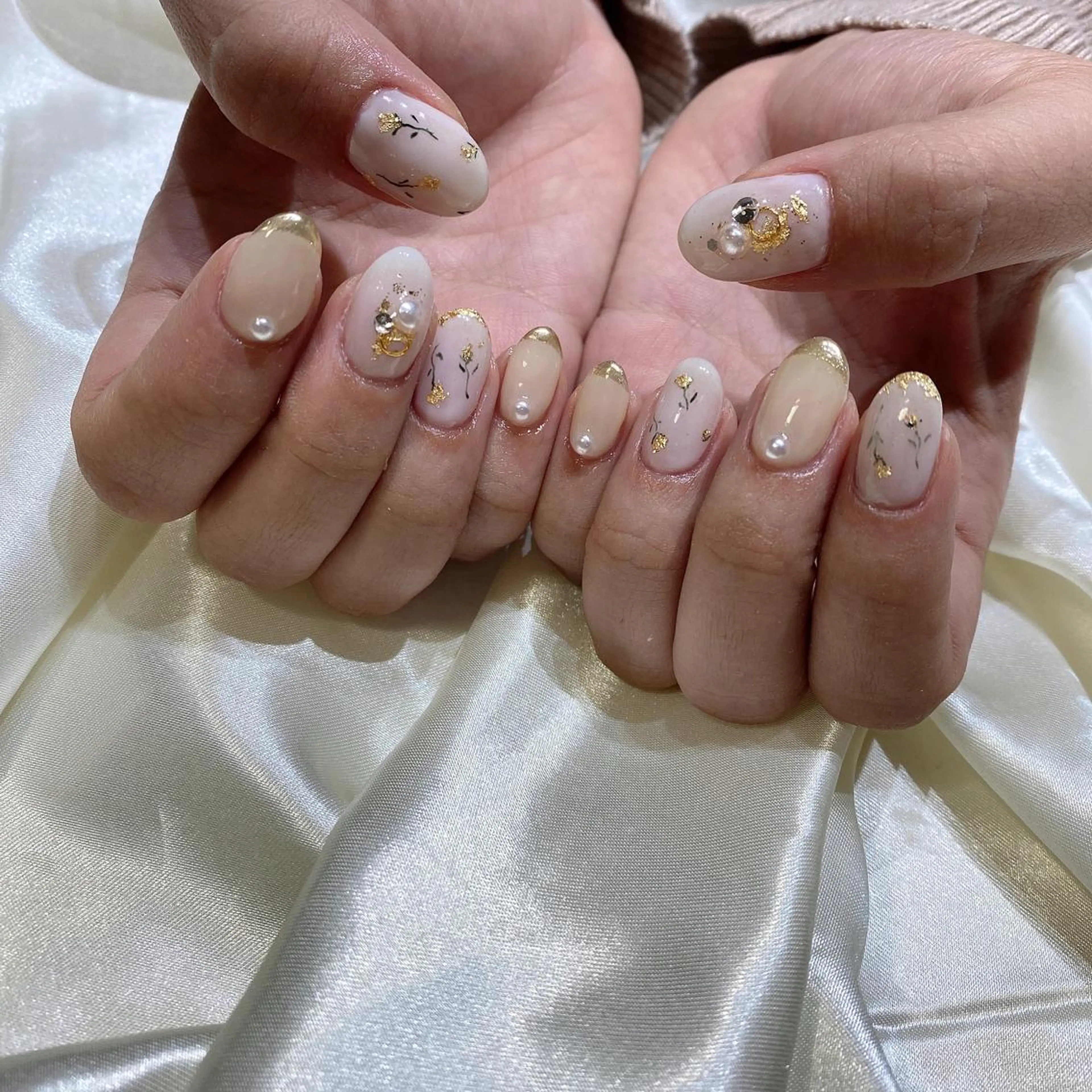 ネイル ハンドネイル 西岡 杏のネイルデザイン