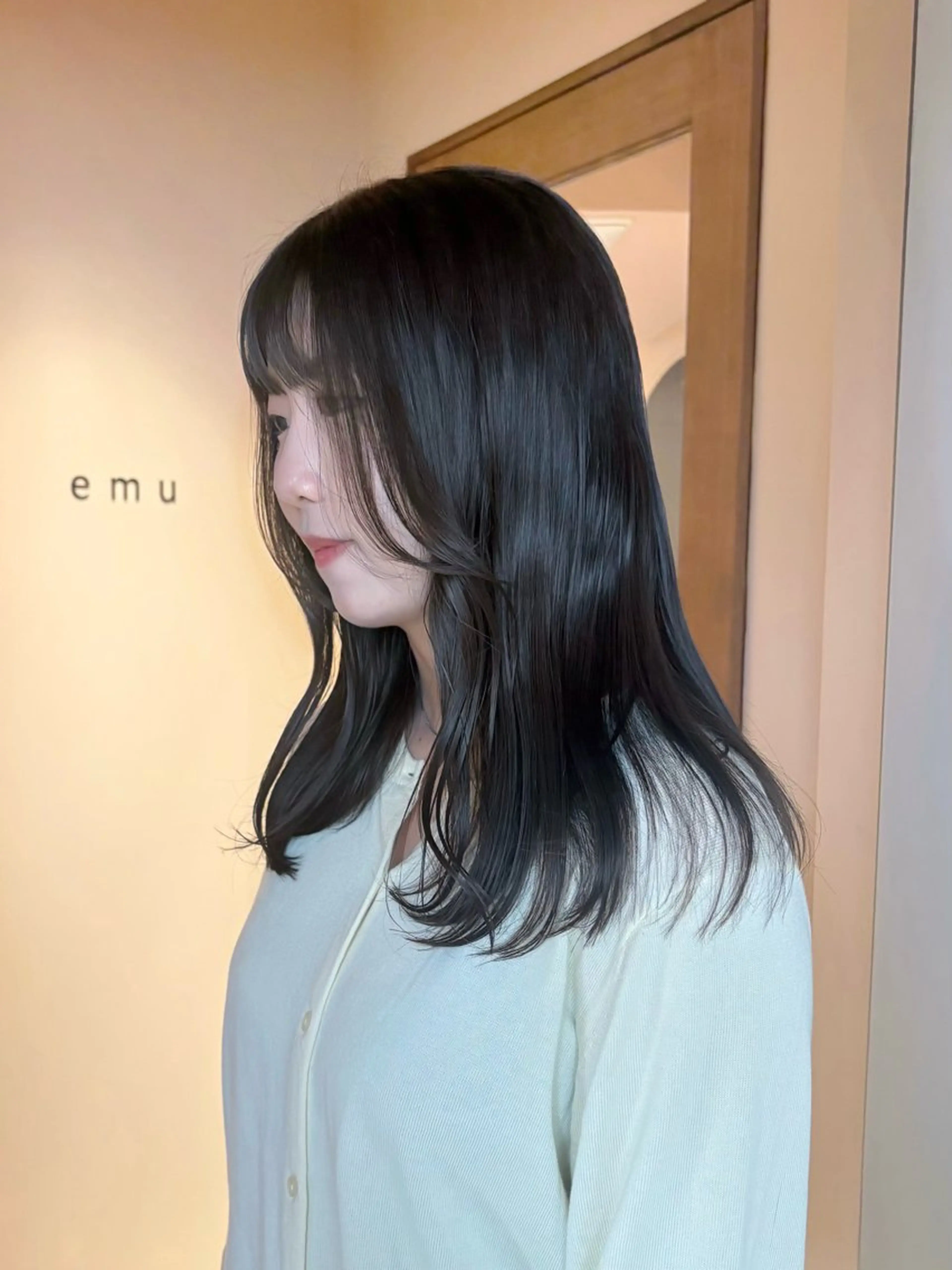 セミロング カラー coyumi / 𝘦 𝘮 𝘶のヘアスタイル