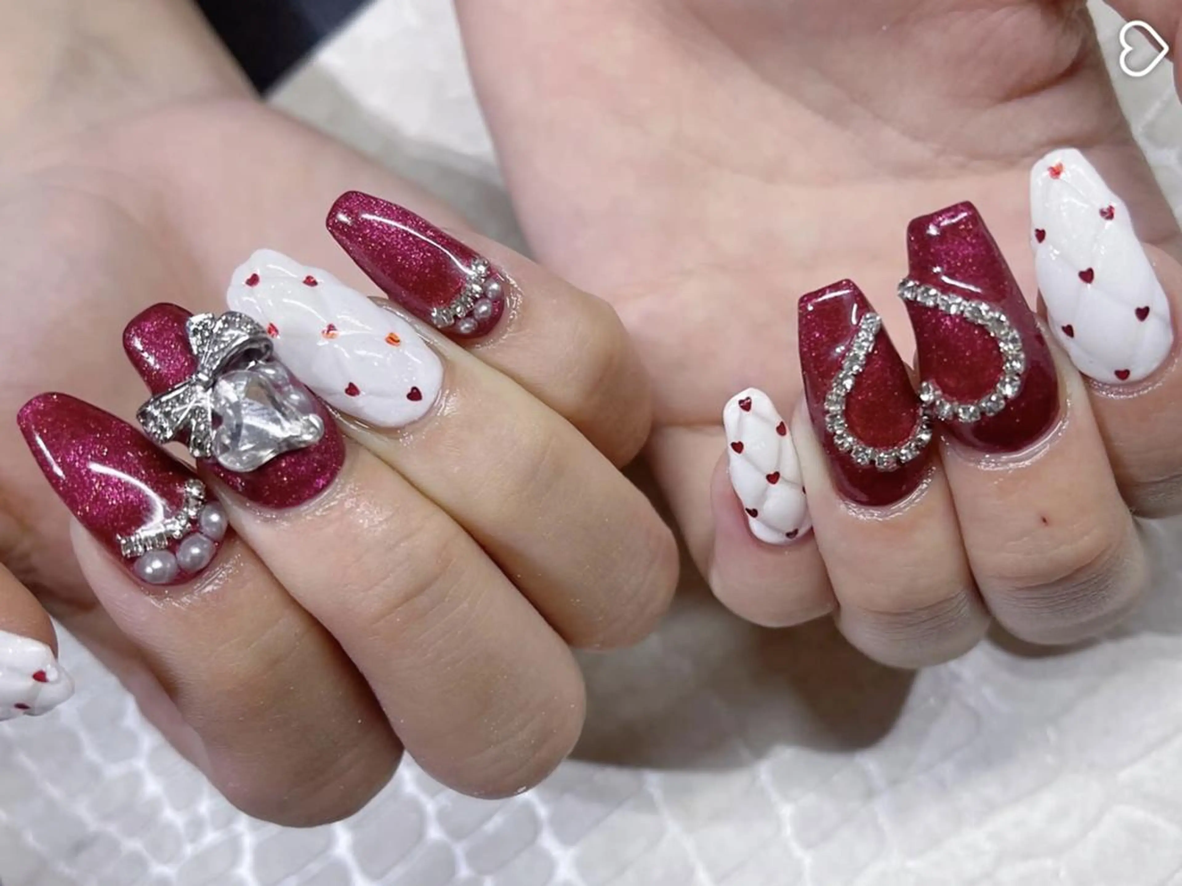 メンズ ネイル アートネイル フレンチネイル ジェルネイル キラキラネイル パラジェル Bloom kabukiのネイルデザイン