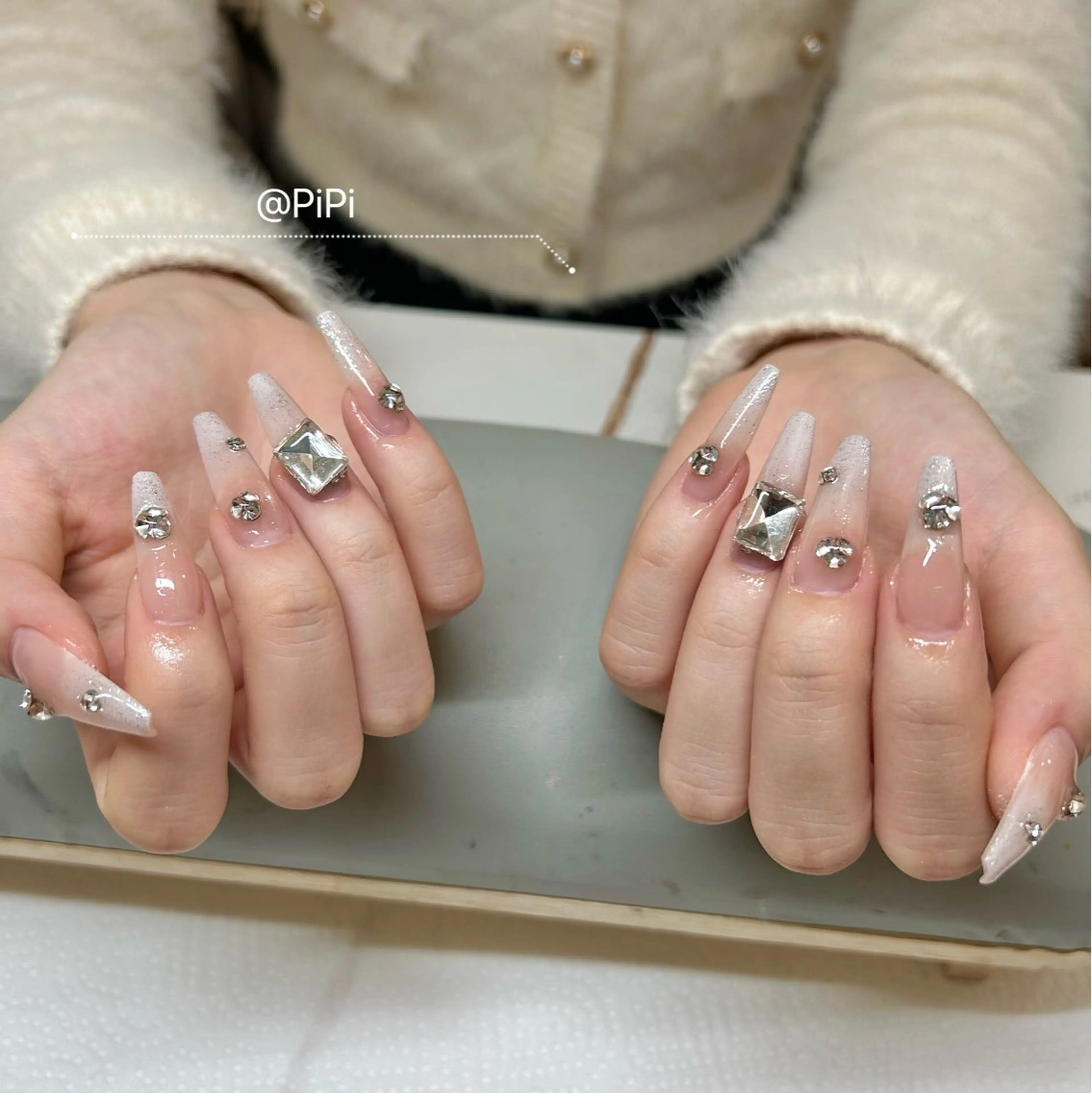 ネイル 長さ出し 持ち込み PiPi ピピのネイルデザイン