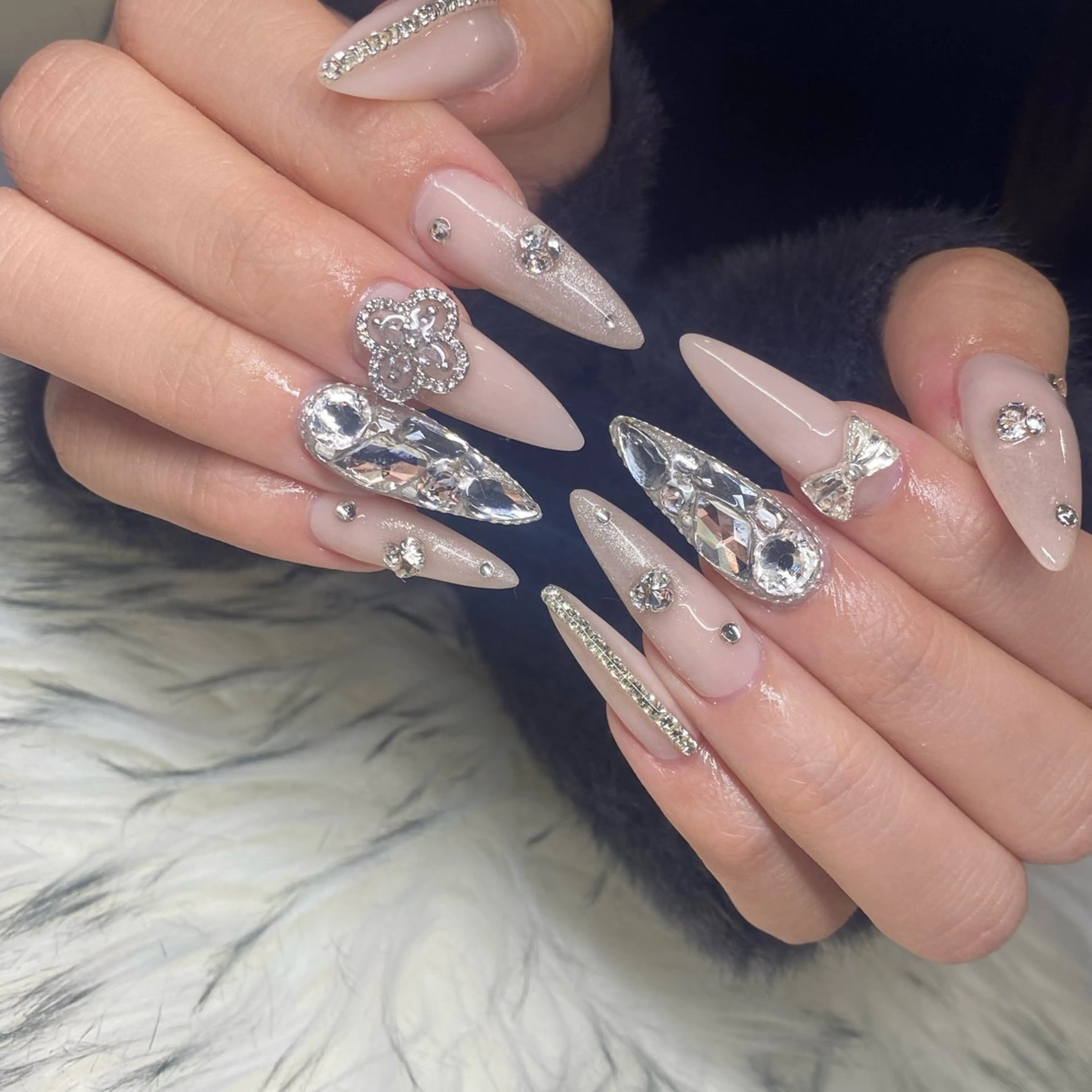 ネイル ハンドネイル la vie  Luire所属・la vie Luire ｱｽｶのネイルデザイン