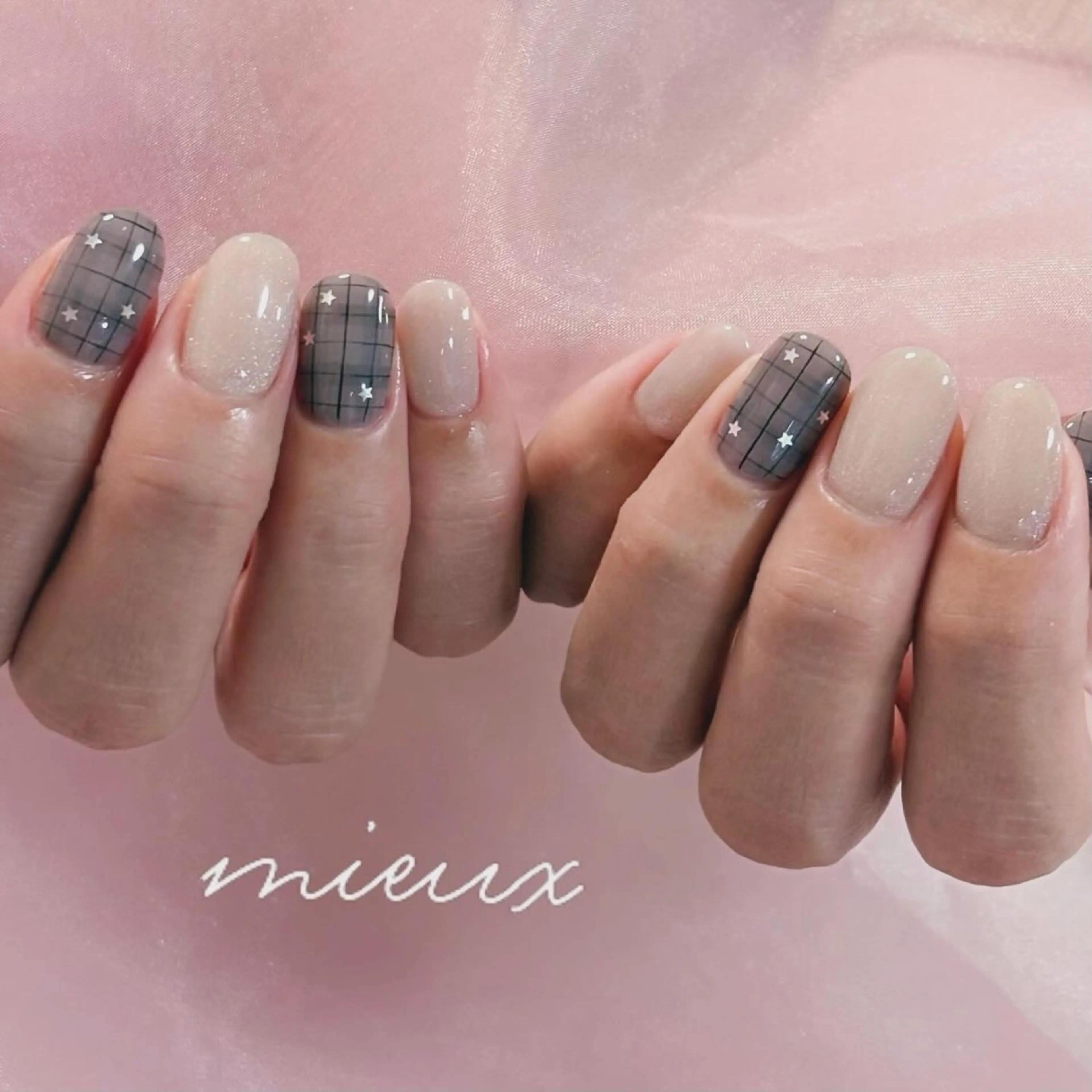 ネイル マグネットネイル ハンドネイル nail salon  mieux所属・nailsalon mieuxのネイルデザイン
