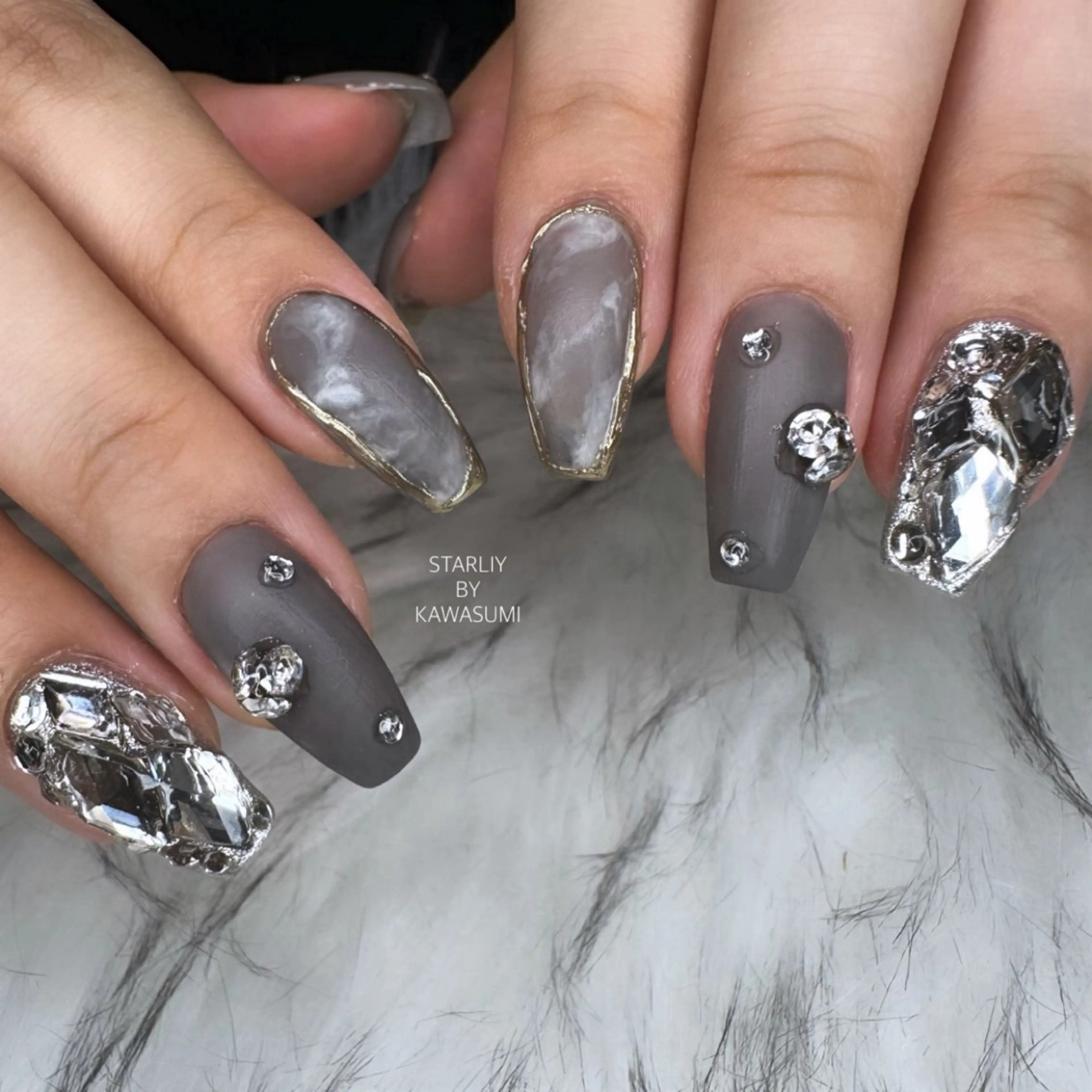 ネイル Starliy所属・~Starliy~ 三重県津市のネイルデザイン