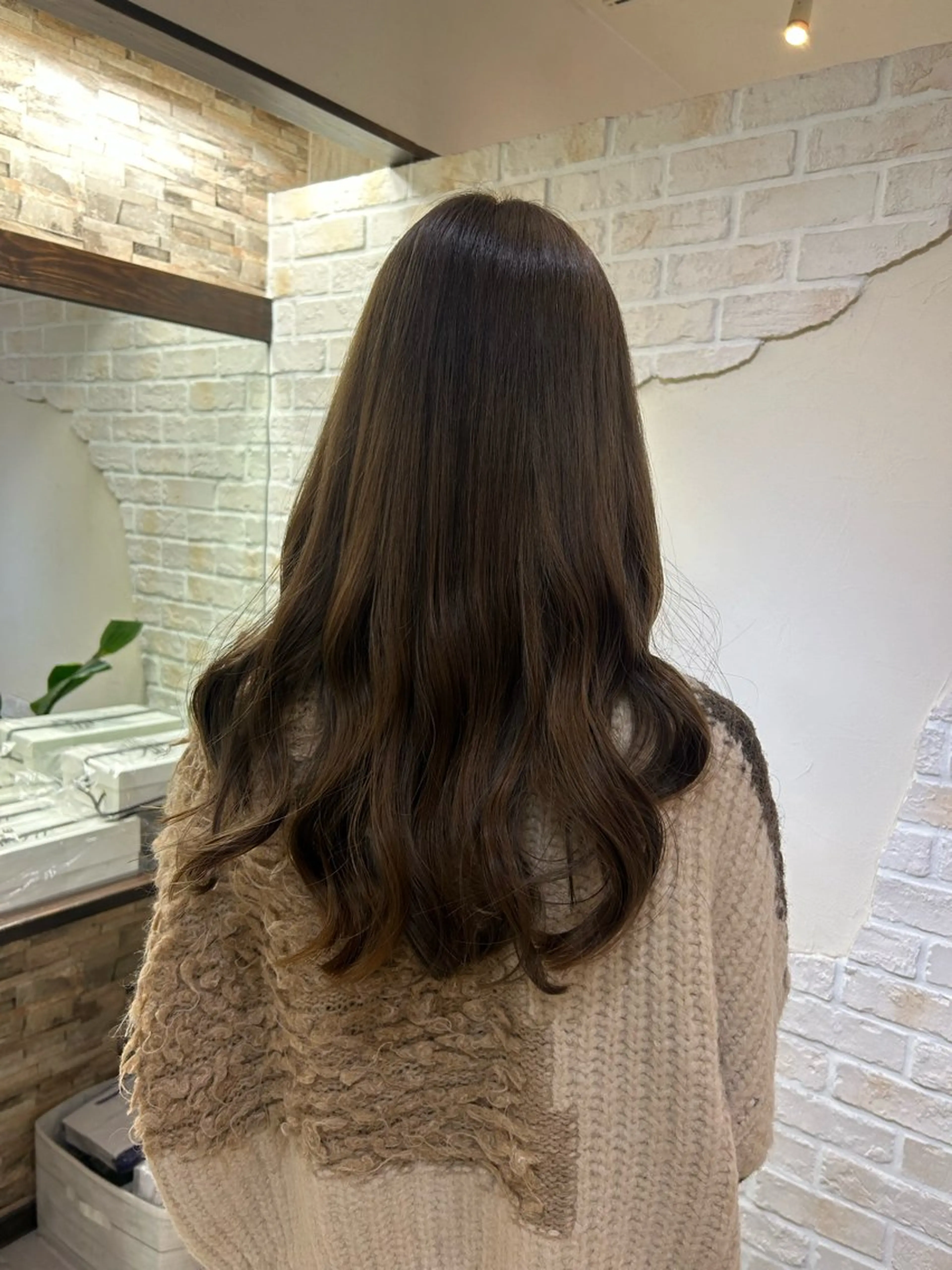 ロング カラー 赤星 さえのヘアスタイル