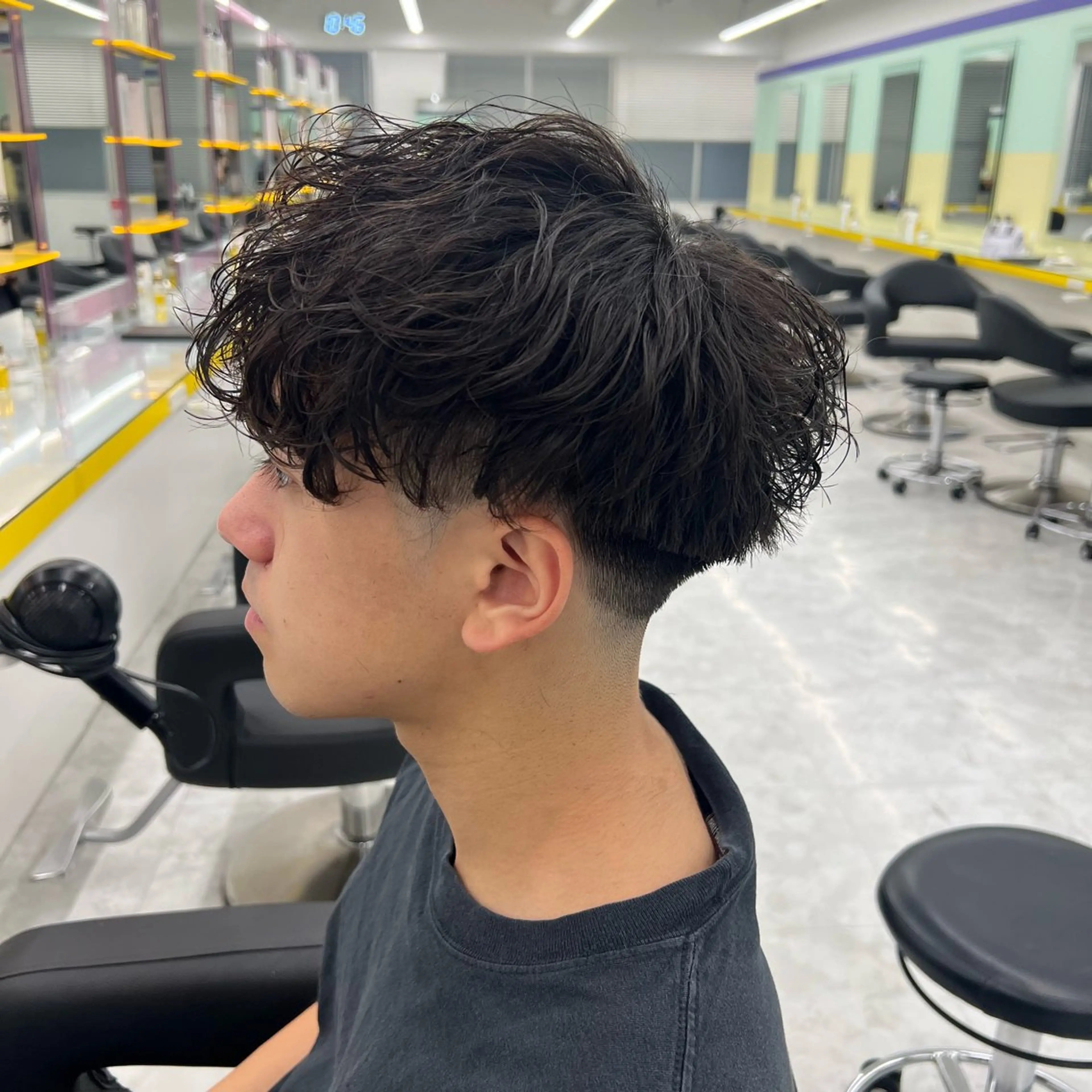 ショート カラー パーマ ヘアアレンジ メンズ キッズ メンズパーマ 波巻きパーマ 🔷横浜1のパーマ 職人🔷将太郎のヘアスタイル