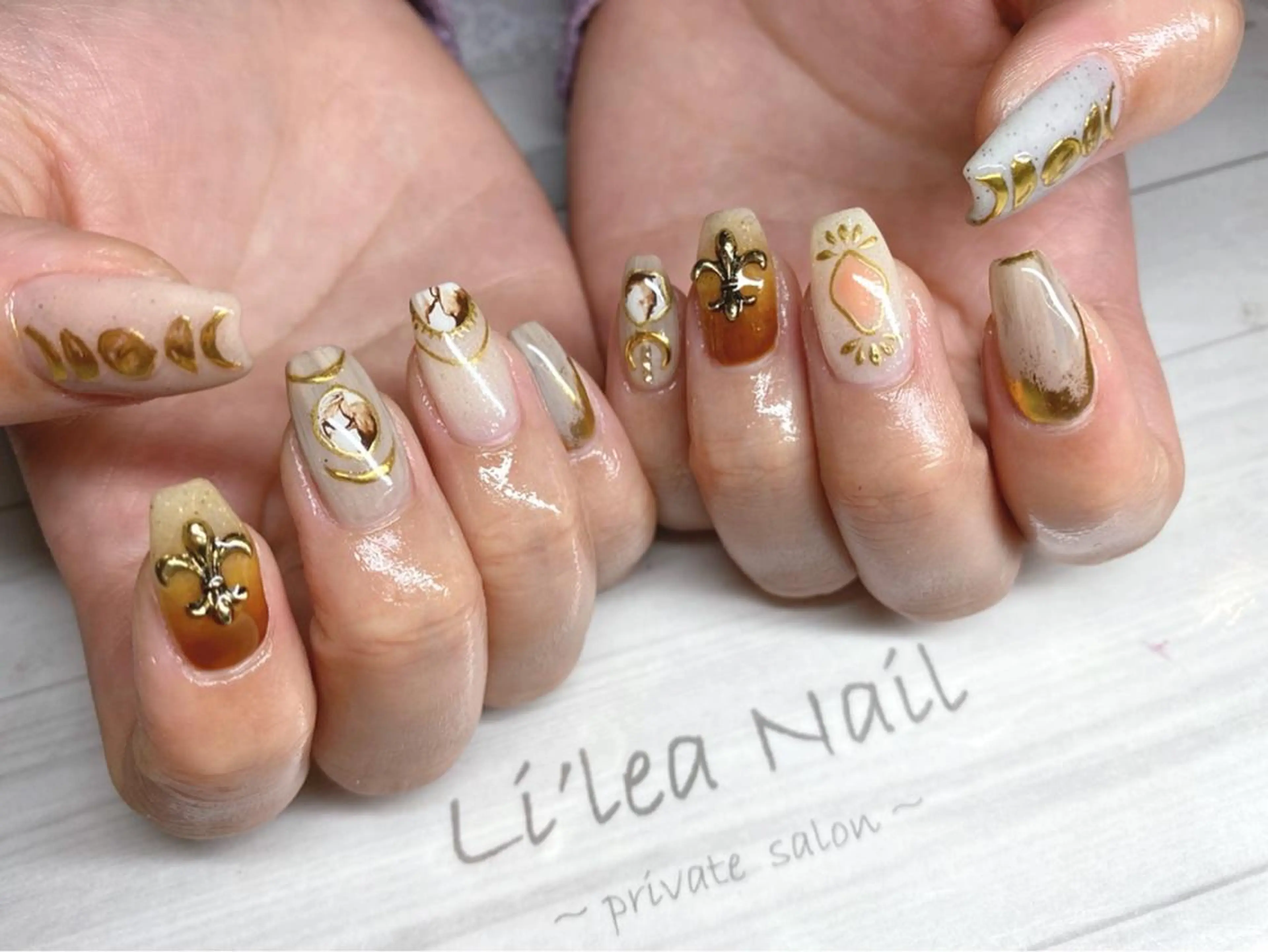 ネイル Li'leaNail AINAのネイルデザイン