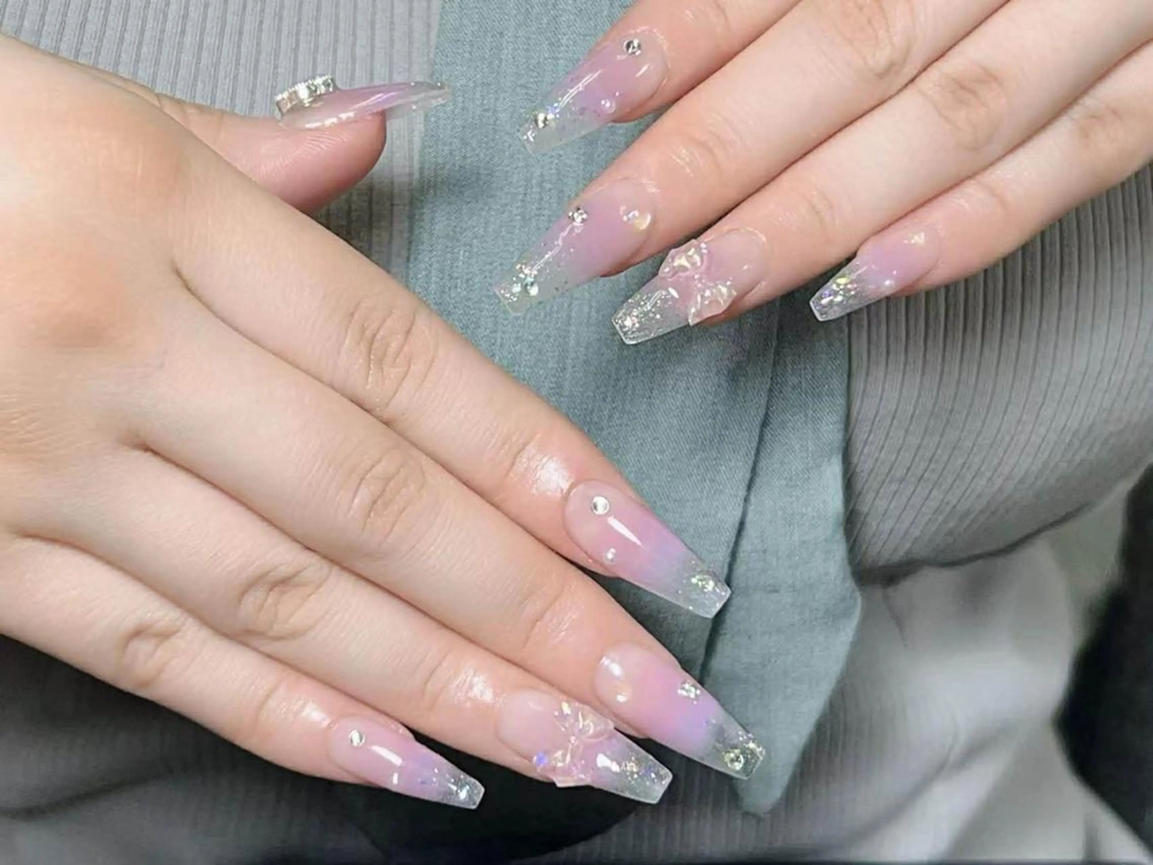 ネイル 長さ出し グラデーション 卒業式 キラキラネイル マグネットネイル YUNA Belle Nail 池袋のネイルデザイン