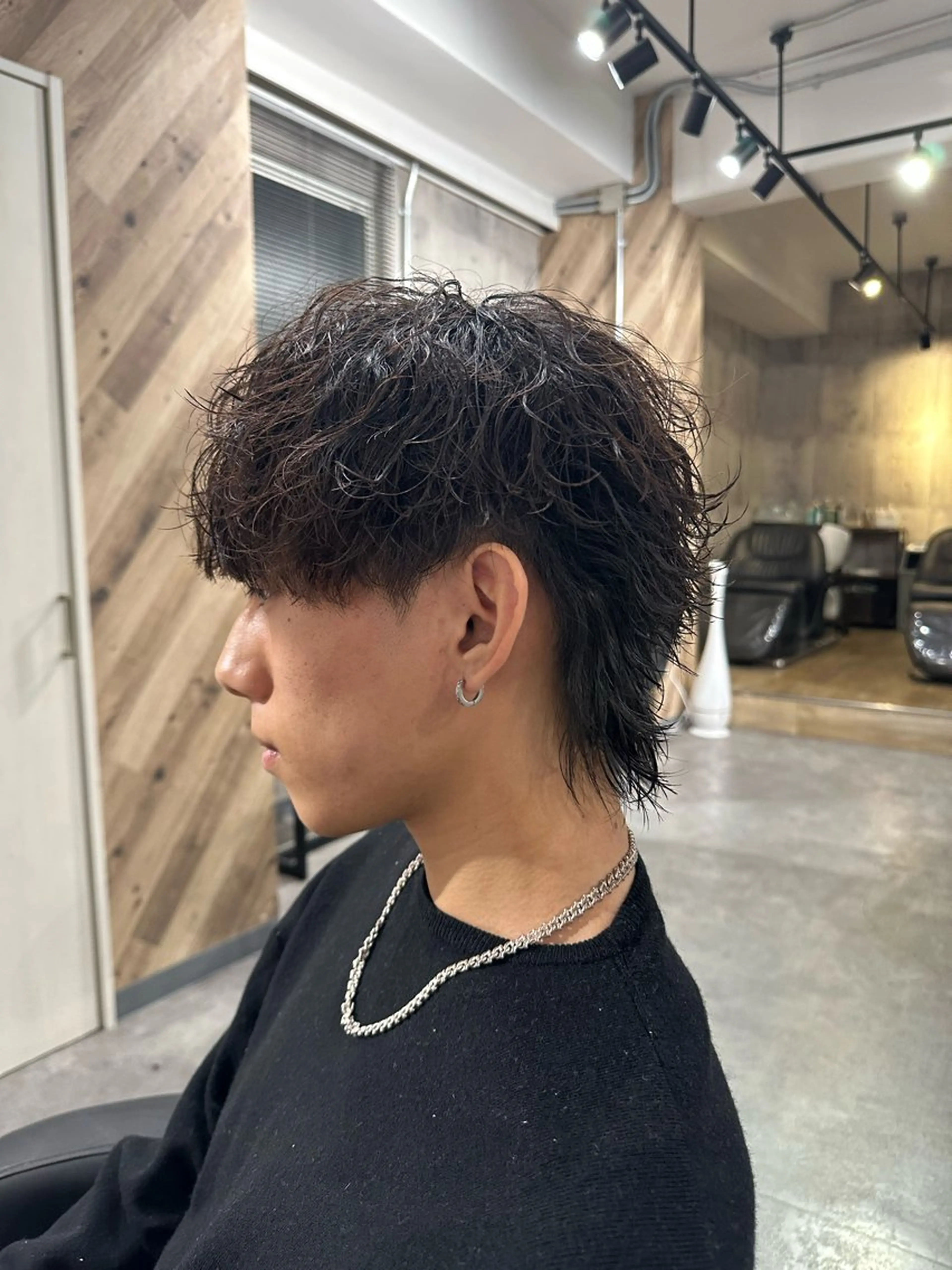 ショート パーマ メンズ マッシュウルフ マッシュ メンズパーマ 波巻きパーマ メンズウルフカット タクミ/名駅/栄 メンズ特化型美容師のヘアスタイル